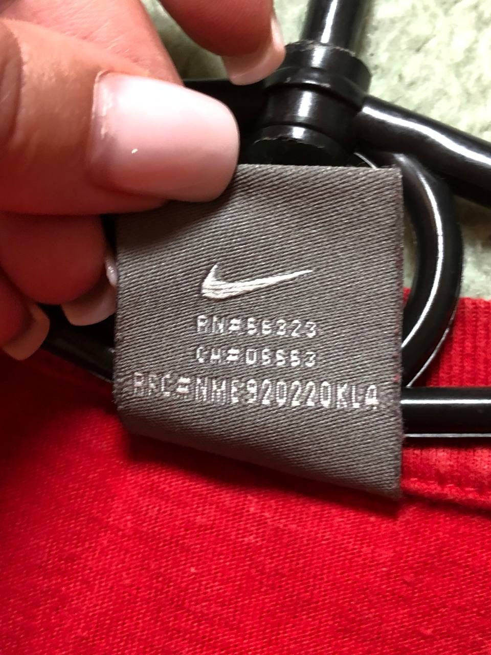 Nike Vintage T-Shirt big print red Nike size M Y2K streetwear Size US M / EU 48-50 / 2 - 3 Thumbnail