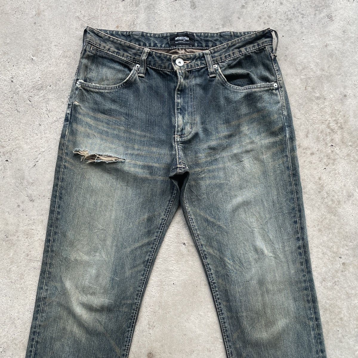 Wrangler W33x32💥 Vintage Wrangler Faded Distressed Denim Jeans Pants Size US 33 - 3 Thumbnail