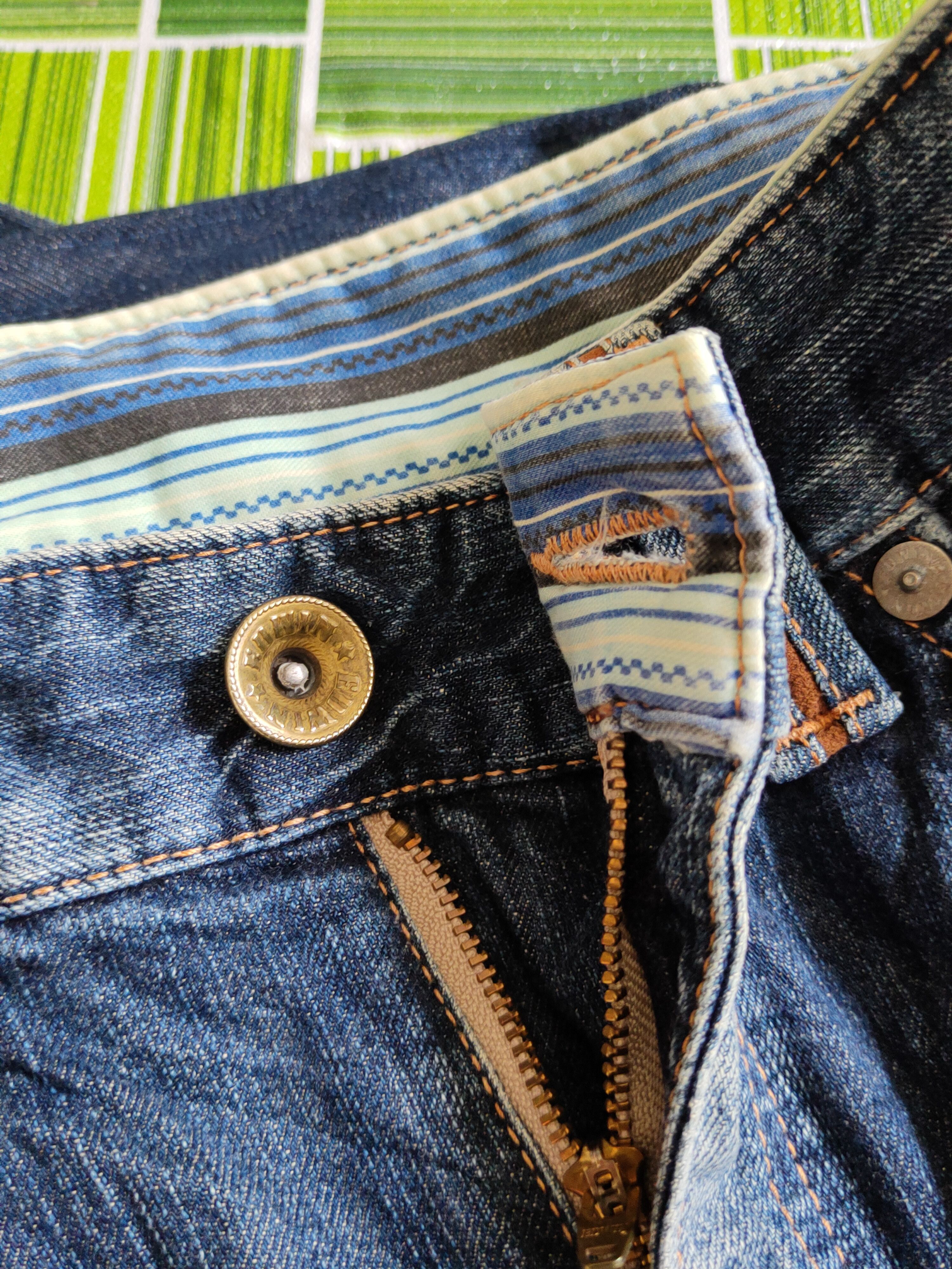 Edwin Edwin exclusive vintage Distressed Ripped denim Jeans #S2247 Size US 31 - 14 Thumbnail