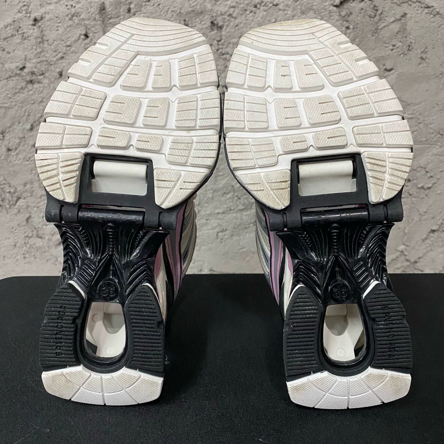 Balenciaga Balenciaga Xpander Spring Sneakers 36+37 Size US 5 / IT 35 - 7 Thumbnail