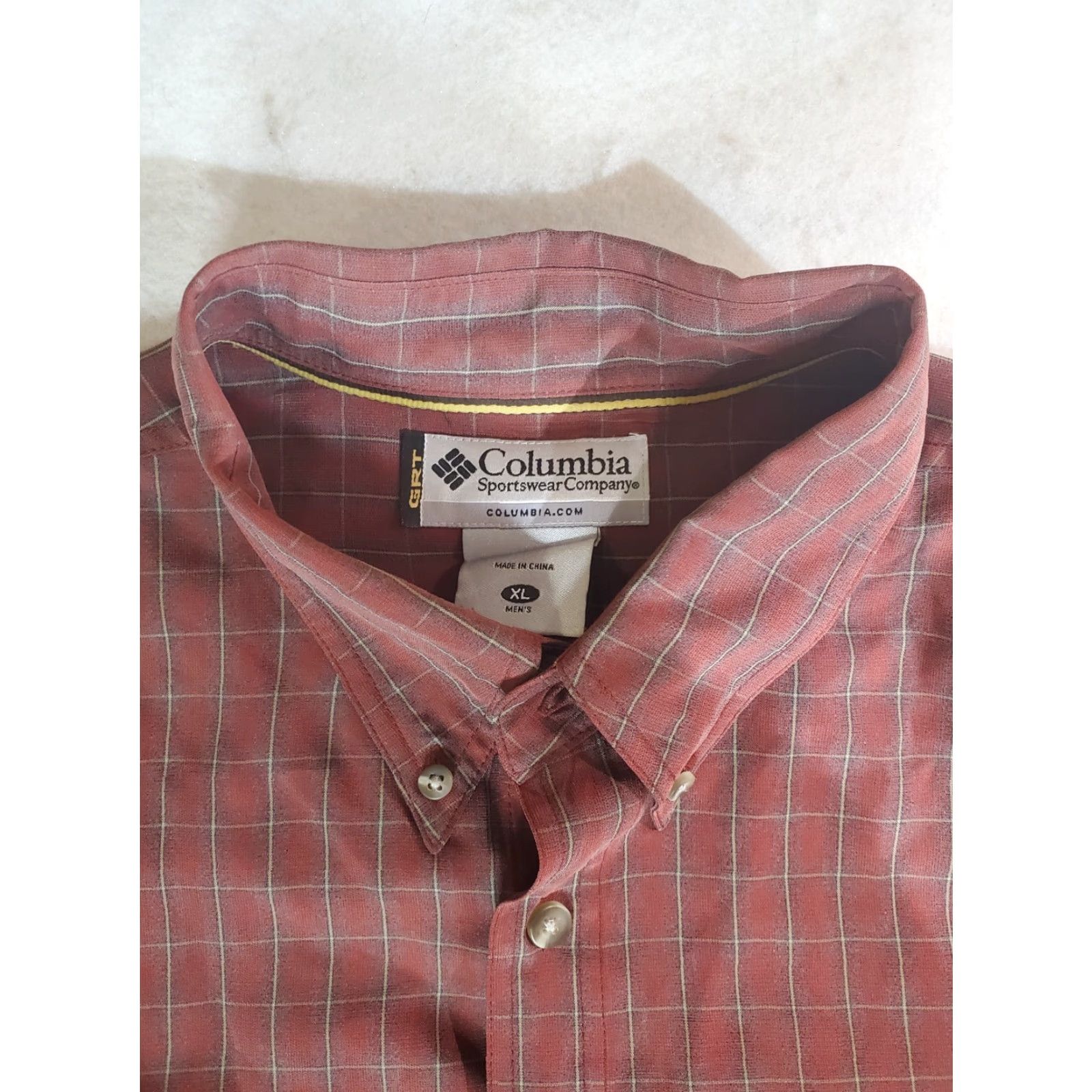 Vintage VINTAGE Columbia Button-Up Shirt Mens XL Red Plaid Shirt 90s Casual Workwear Travel Size US XL / EU 56 / 4 - 3 Thumbnail