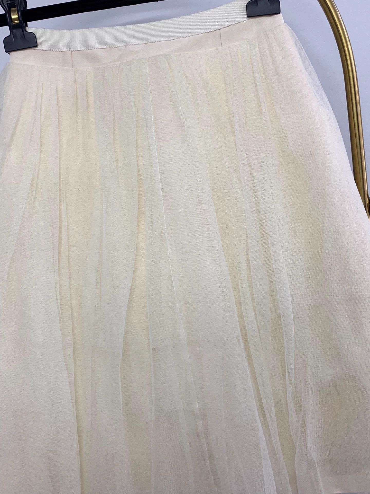Dior Dior white tulle skirt 34 new Size 25" / US 0 / IT 36 - 2 Thumbnail