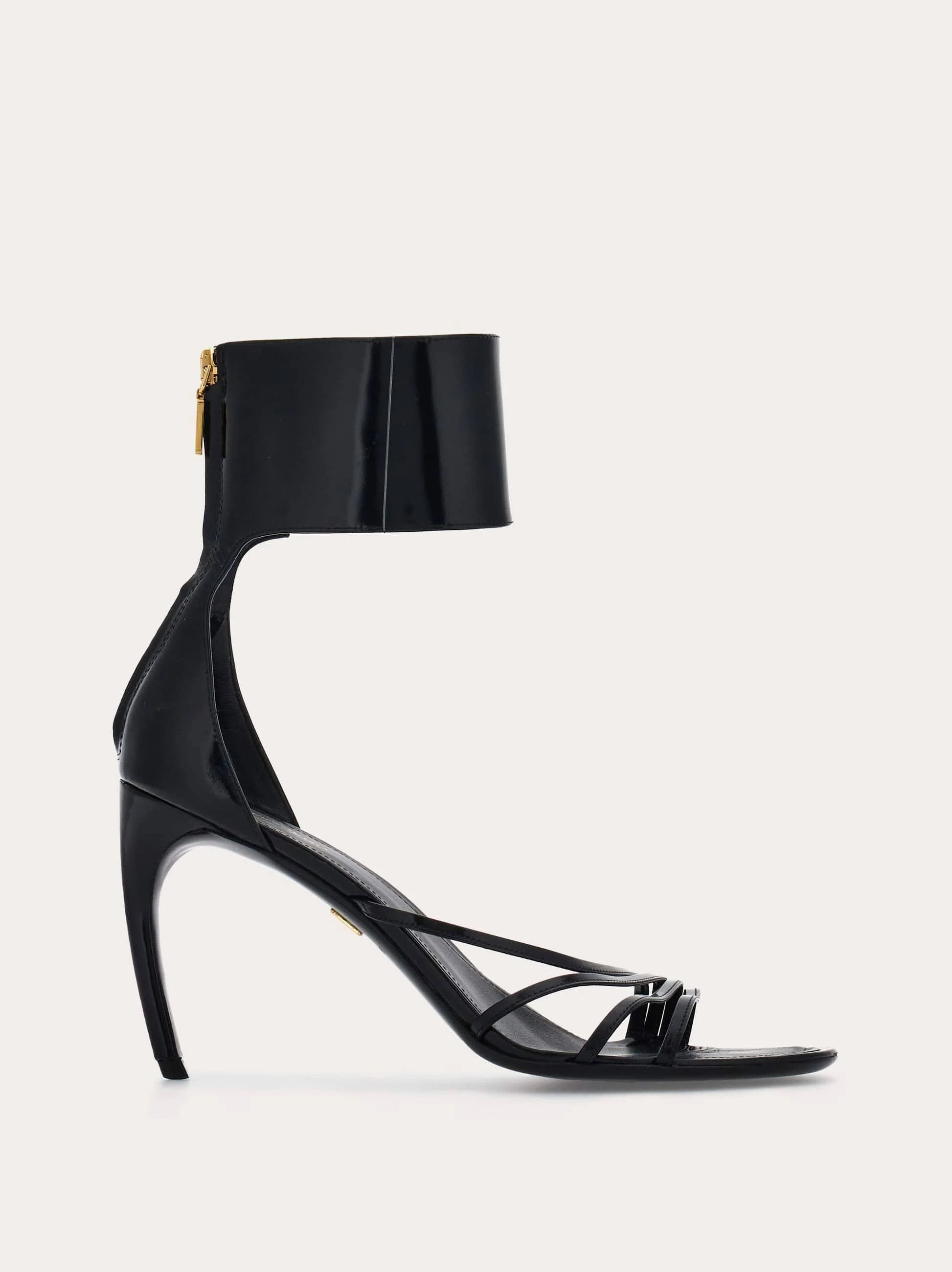 Salvatore Ferragamo o1s1rm0924 Curved Heel Sandals in Black Size US 8.5 / IT 38.5 - 1 Thumbnail