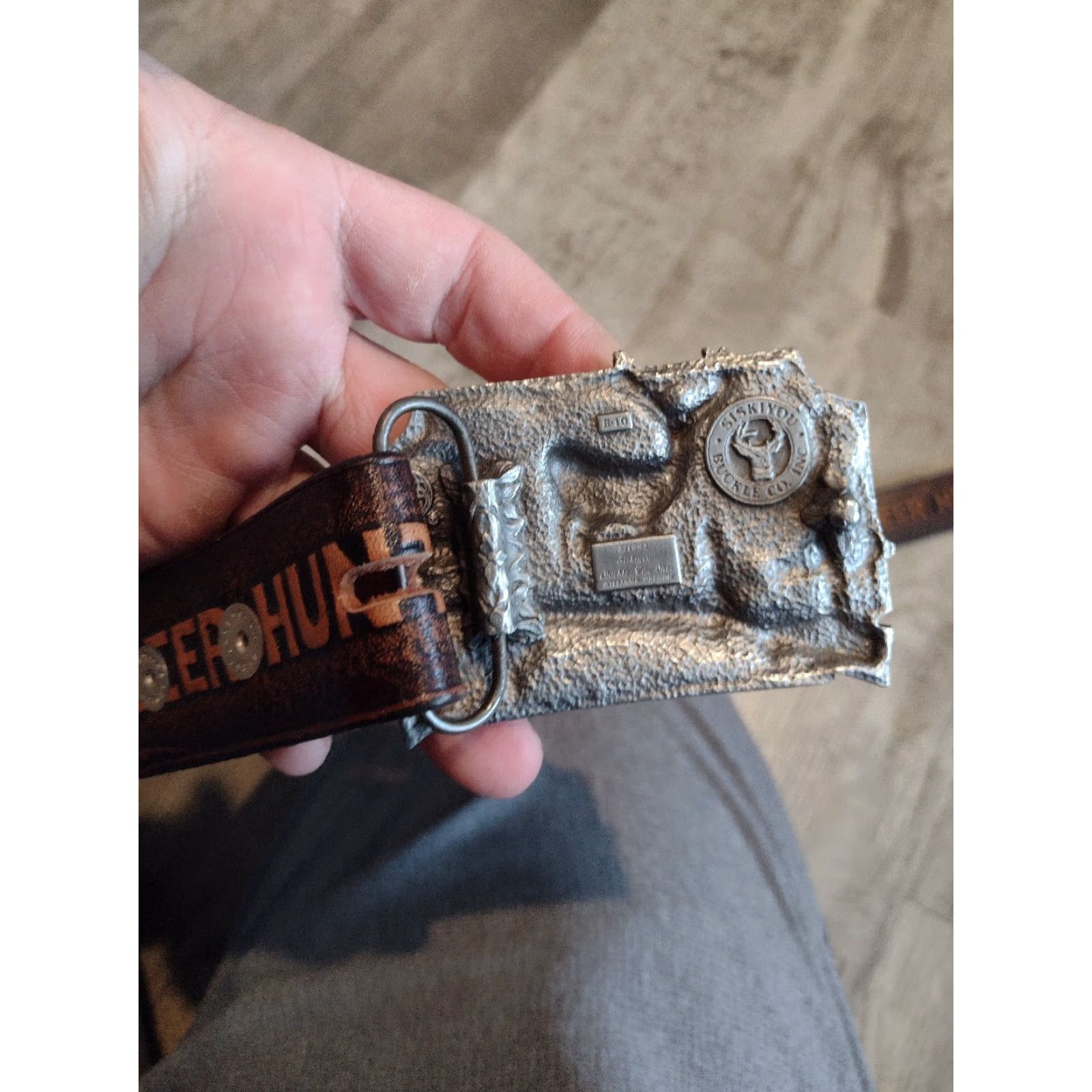 Hunter VINTAGE Siskiyou Leather Belt with S-10 Buckle 1980s Brown Deer Hunter Cowboy Western Mens Size ONE SIZE - 4 Thumbnail