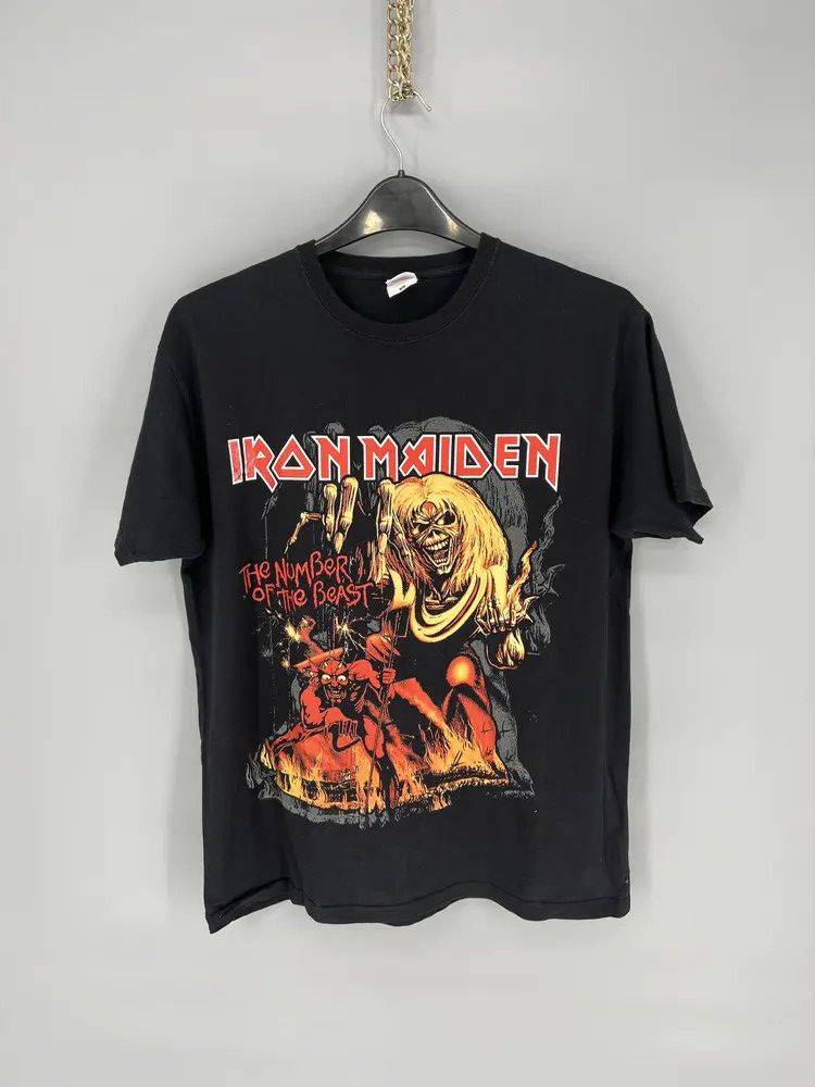 Band Tees Vintage Y2K Iron Maiden Face Horror Tee Band Rock T Shirt Size US L / EU 52-54 / 3 - 1 Thumbnail
