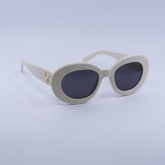 Celine NEW Celine CL40253F Triomphe Cat Eye Ivory White  display picture 2