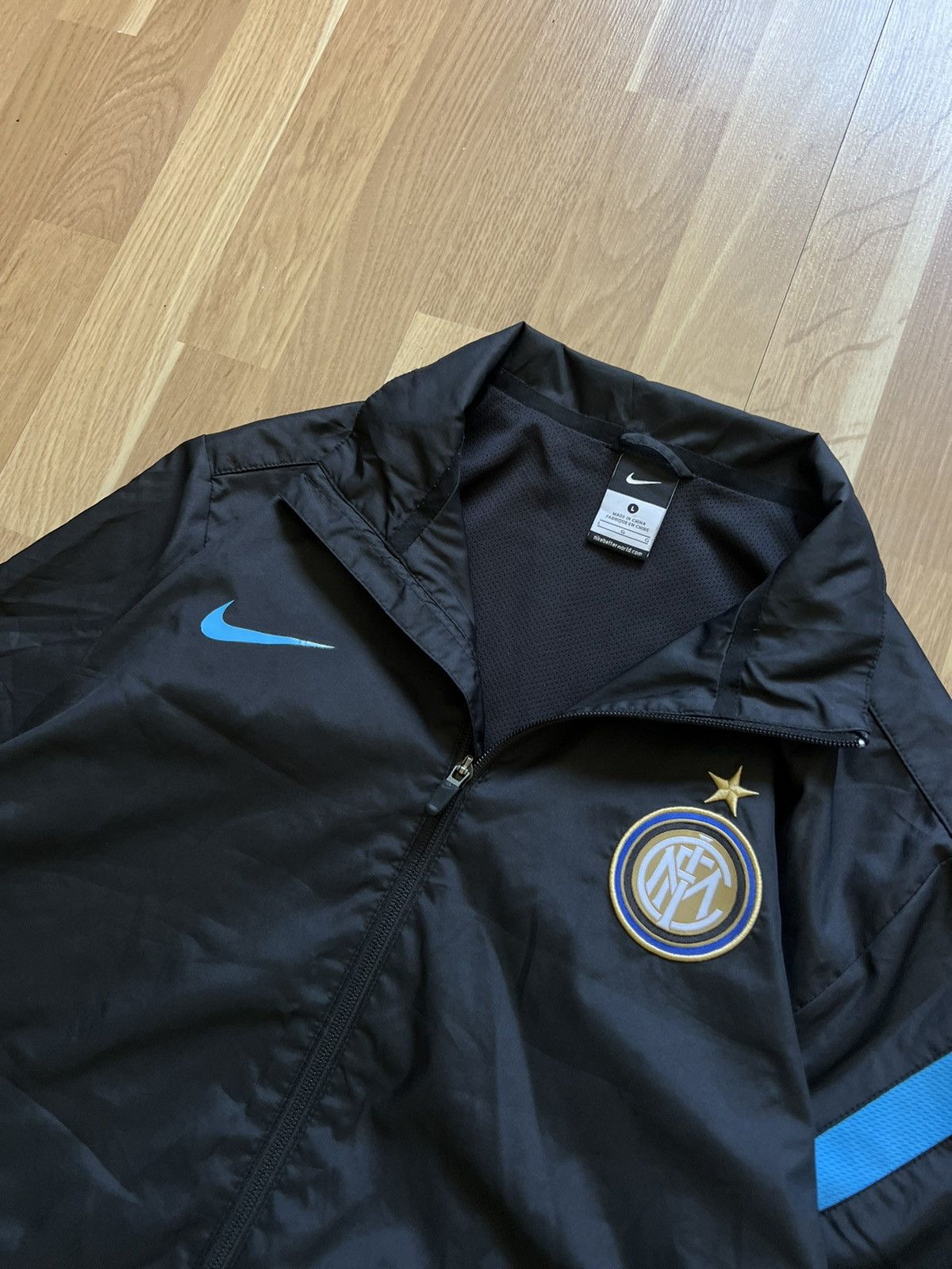 Nike Nike vintage drill track jacket inter Milan 2010 Size US L / EU 52-54 / 3 - 4 Thumbnail
