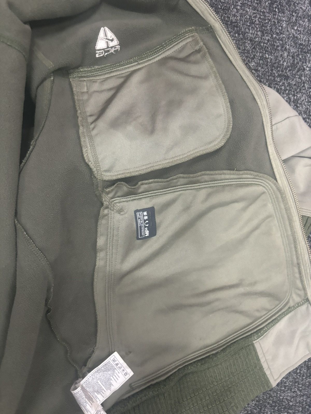 Nike ACG Nike Acg Jacket Size US XL / EU 56 / 4 - 8 Thumbnail