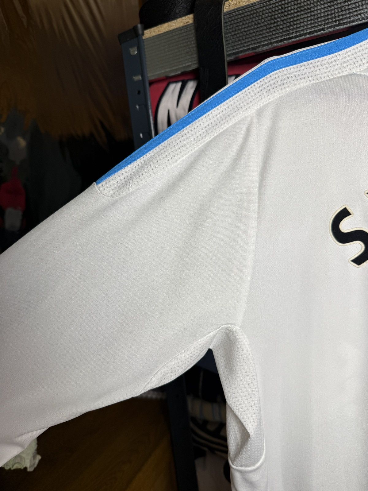 Adidas Liverpool Away Football Jersey Adidas Soccer Retro SUAREZ #7 Size US S / EU 44-46 / 1 - 7 Thumbnail