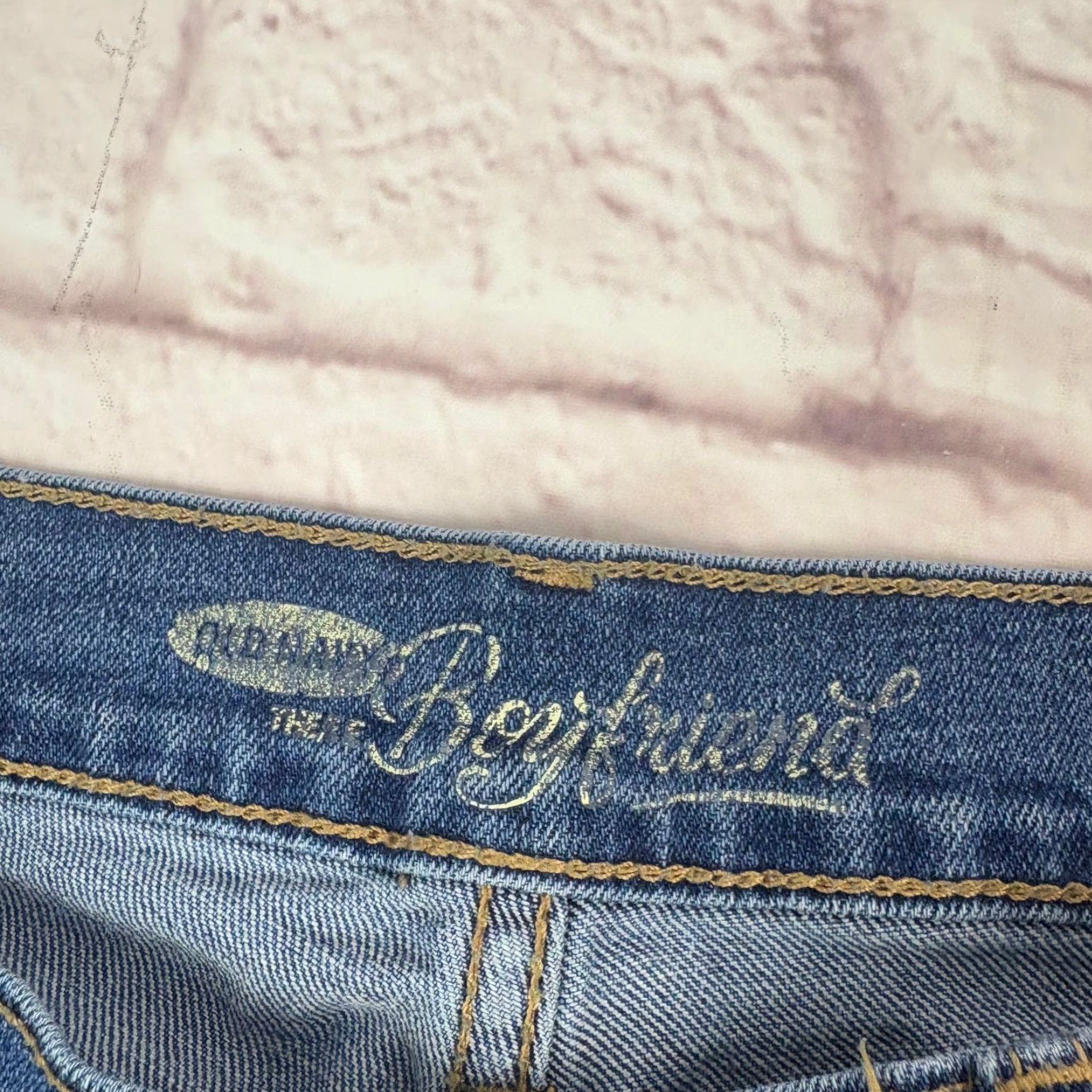 Old Navy Old Navy Boyfriend Shorts Womens 8 Blue Denim Distressed Rolled Cuff Casual Shorts Size 30" / US 8 / IT 44 - 4 Thumbnail