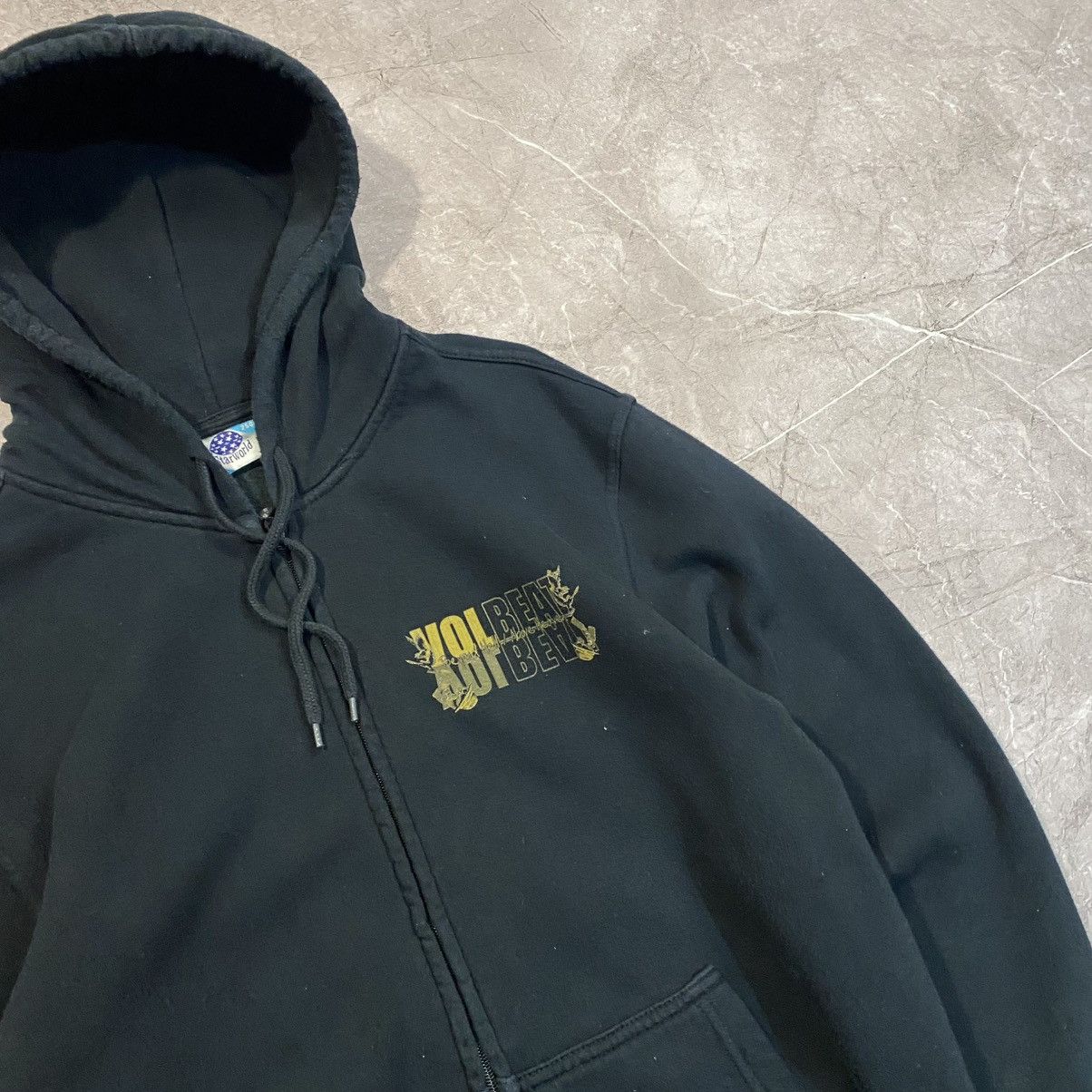 Band Tees VINTAGE VOL BEAT ZIP HOODIE BIG LOGO 00s Size US L / EU 52-54 / 3 - 7 Thumbnail