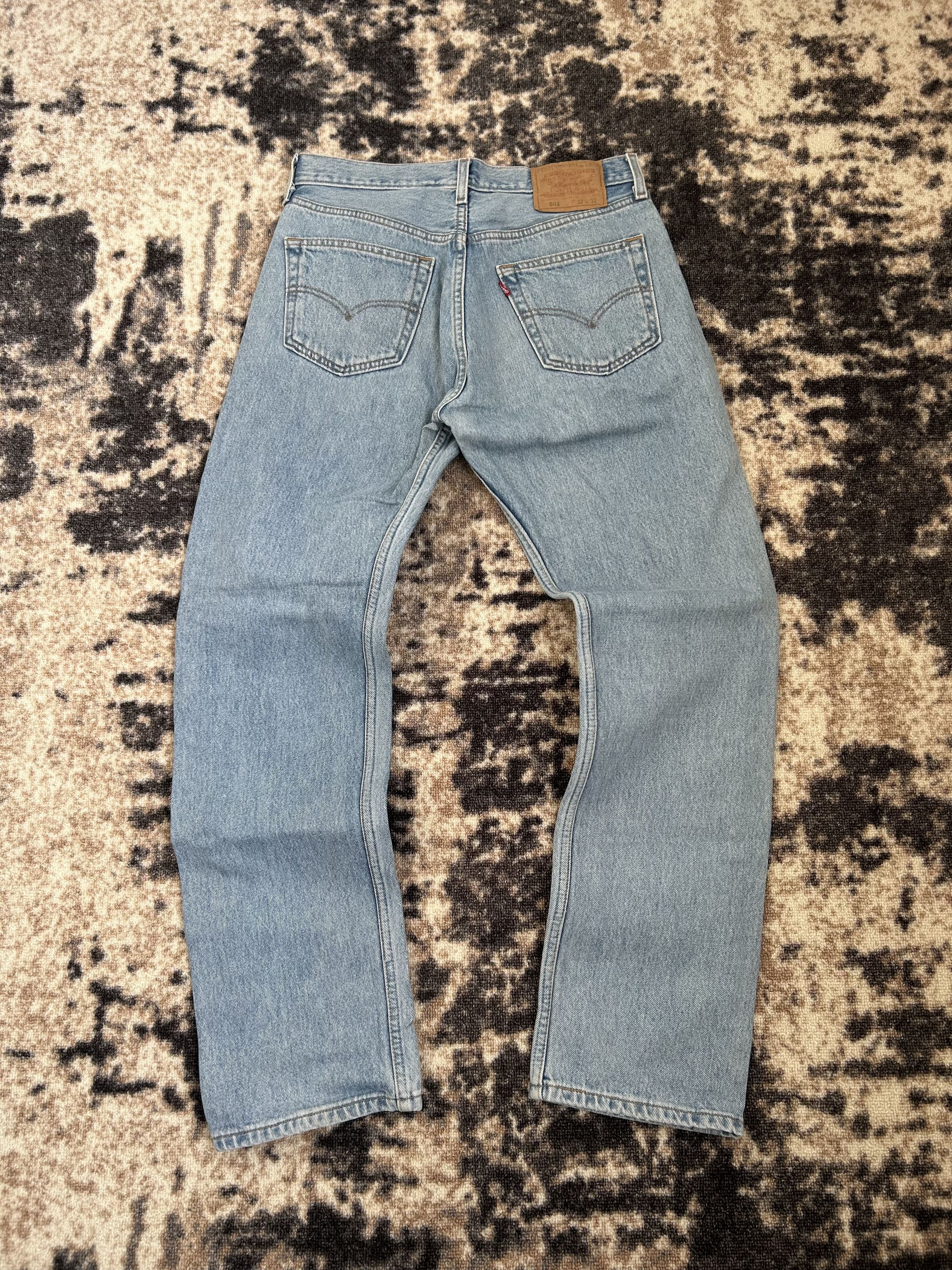 Levi's × Vintage Levis 501 Vintage Denim Jeans Made in Guatemala Size W32 L32 Size US 32 / EU 48 - 1 Thumbnail