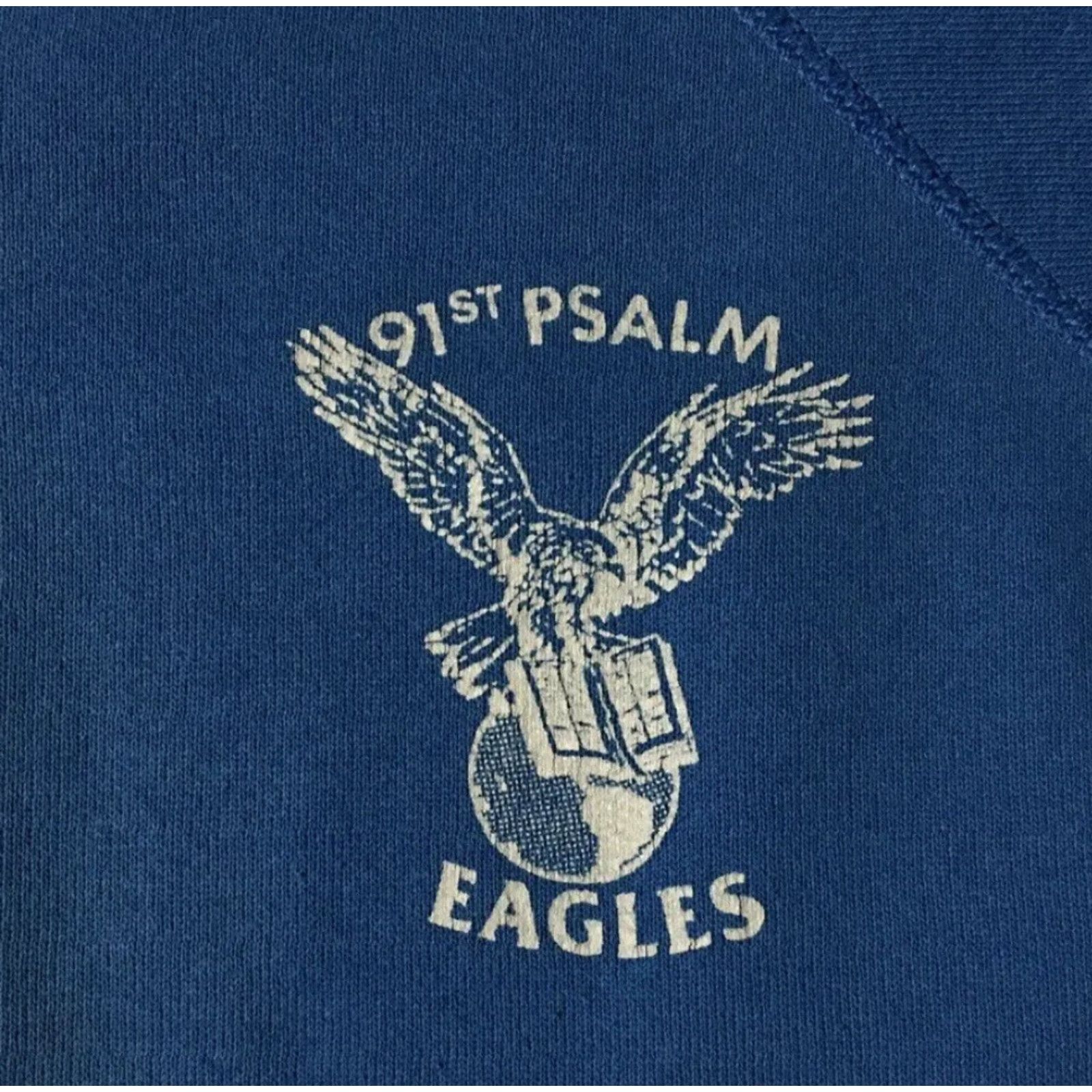 Vintage VINTAGE 80s 91st Psalm School Eagles Faded Distressed Sweatshirt S Mens Blue Pullover Hoodie US Made Size US S / EU 44-46 / 1 - 3 Thumbnail