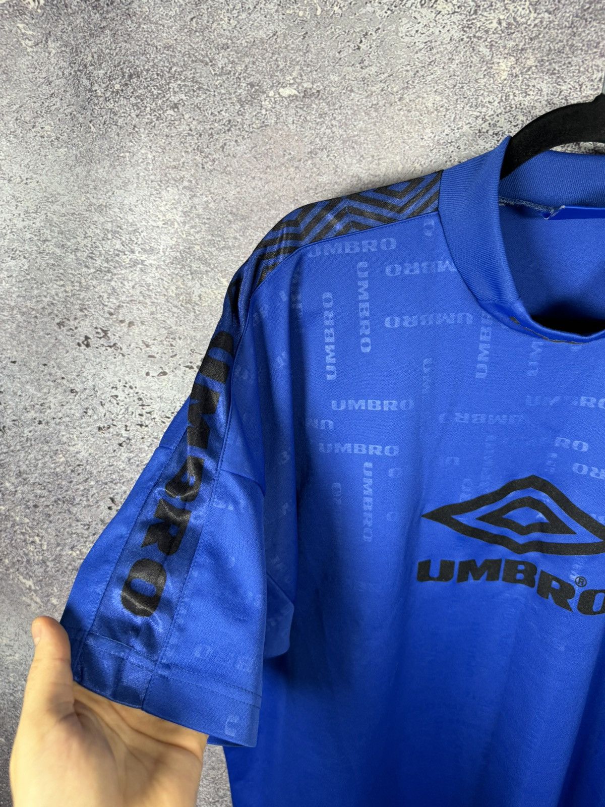 Umbro × Vintage 90’s Vintage Umbro Training Blue Jersey 2XL size Size US XXL / EU 58 / 5 - 8 Thumbnail
