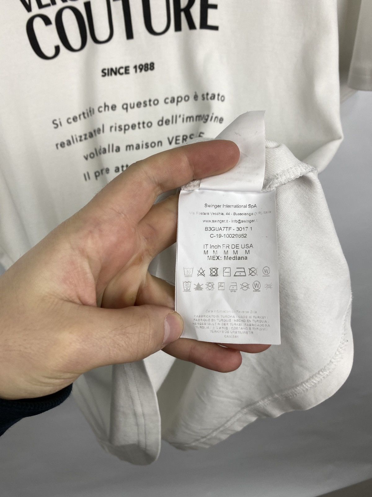 Versace Jeans Couture 🇮🇹 Versace Jeans Couture Rare T-Shirt Size US M / EU 48-50 / 2 - 8 Thumbnail