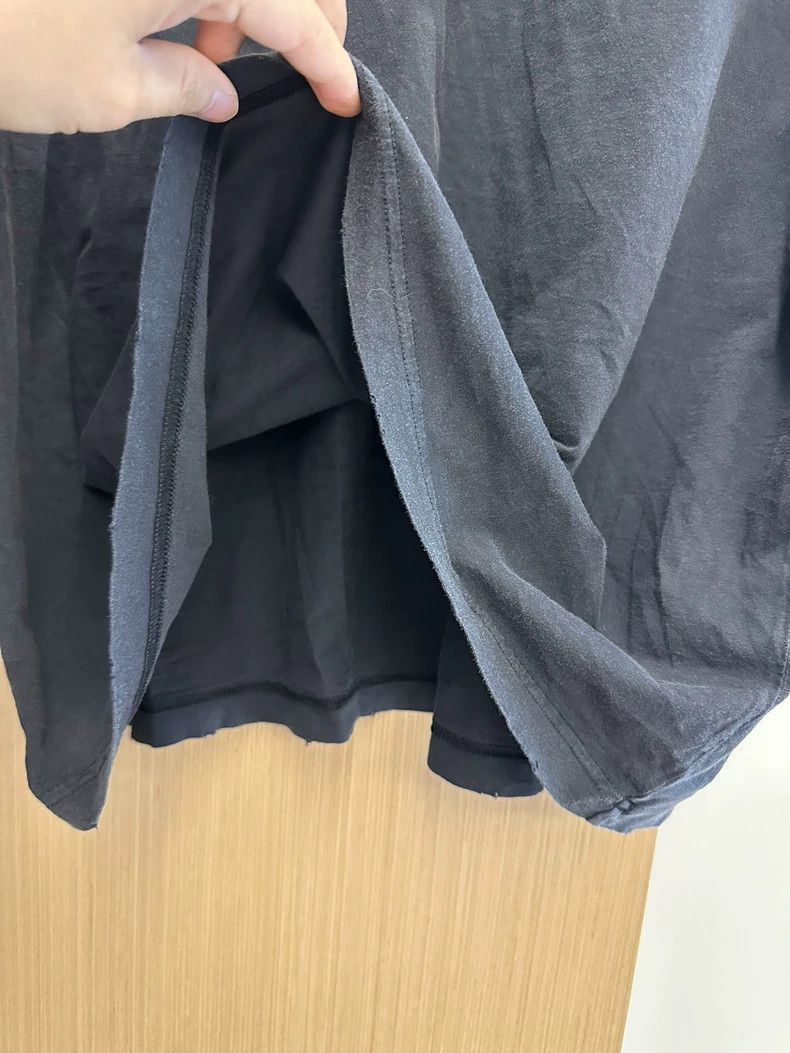 Balenciaga Balenciaga Surfing Logo Vintage Distressed Short Sleeve T- Size US M / EU 48-50 / 2 - 5 Thumbnail