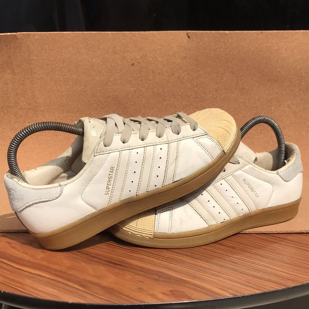 Adidas adidas Originals SUPERSTAR W B37147 White Gumsole Size 5uk Size US 5 / EU 37 - 6 Thumbnail