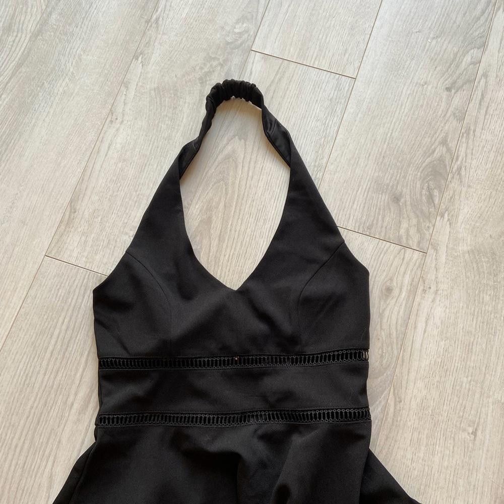 Designer Francesca's Black Summer Dress with Cutout at Waist Size S / US 4 / IT 40 - 4 Thumbnail