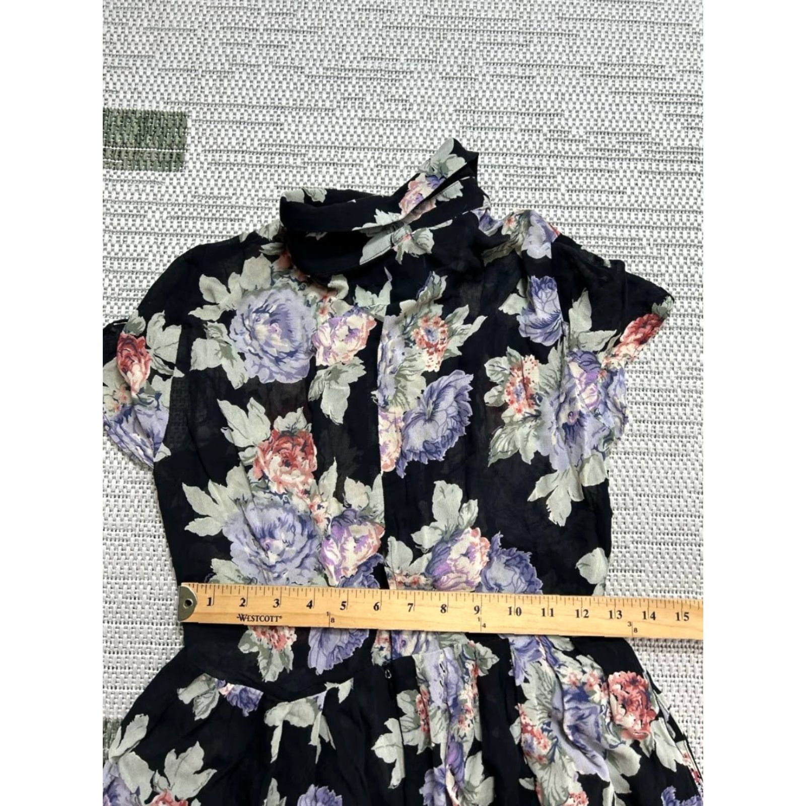 Reformation Reformation Shirt Dress Womens 4 Petie Black Floral Blouson Short Sleeve Collared Button Dress Party/Cocktail Casual 4 Womens Vintage No Size S / US 4 / IT 40 - 7 Thumbnail