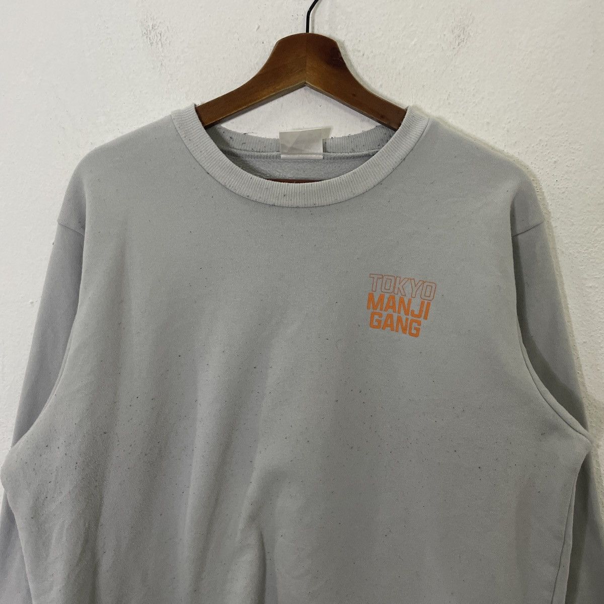 Anime Vintage Tokyo Revengers Anime Big Logo Sweatshirt Size US L / EU 52-54 / 3 - 10 Thumbnail