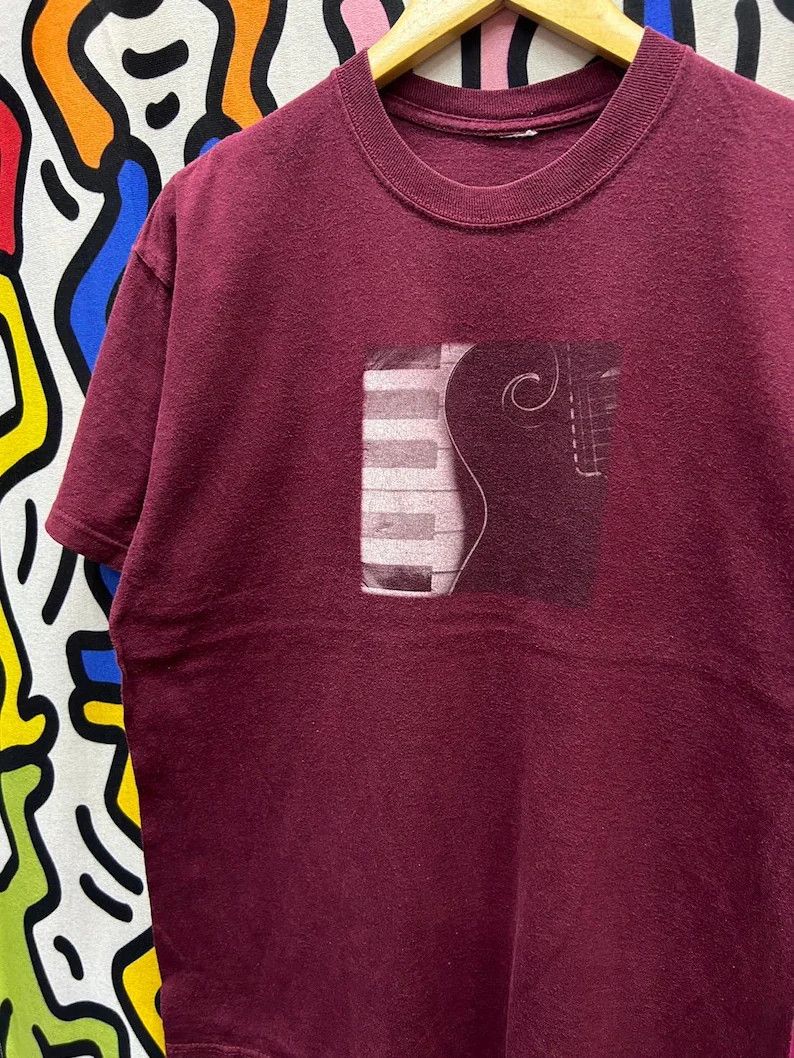 Band Tees Vintage 2000s Skaggs Hornsby tshirt size L Size US L / EU 52-54 / 3 - 1 Thumbnail