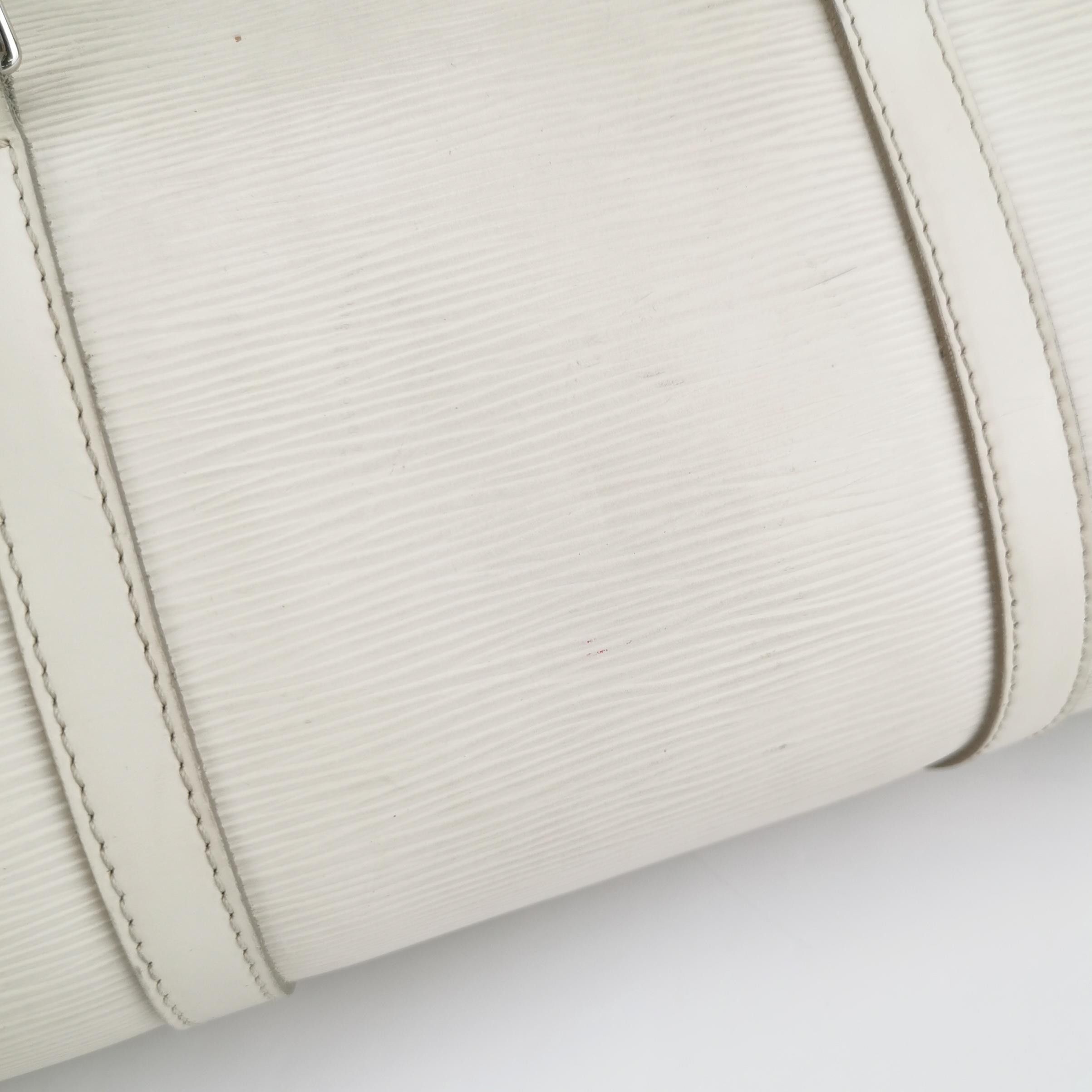 Louis Vuitton Louis Vuitton (LV) Papillon cowhide solid color ripple zipp Size ONE SIZE - 7 Thumbnail