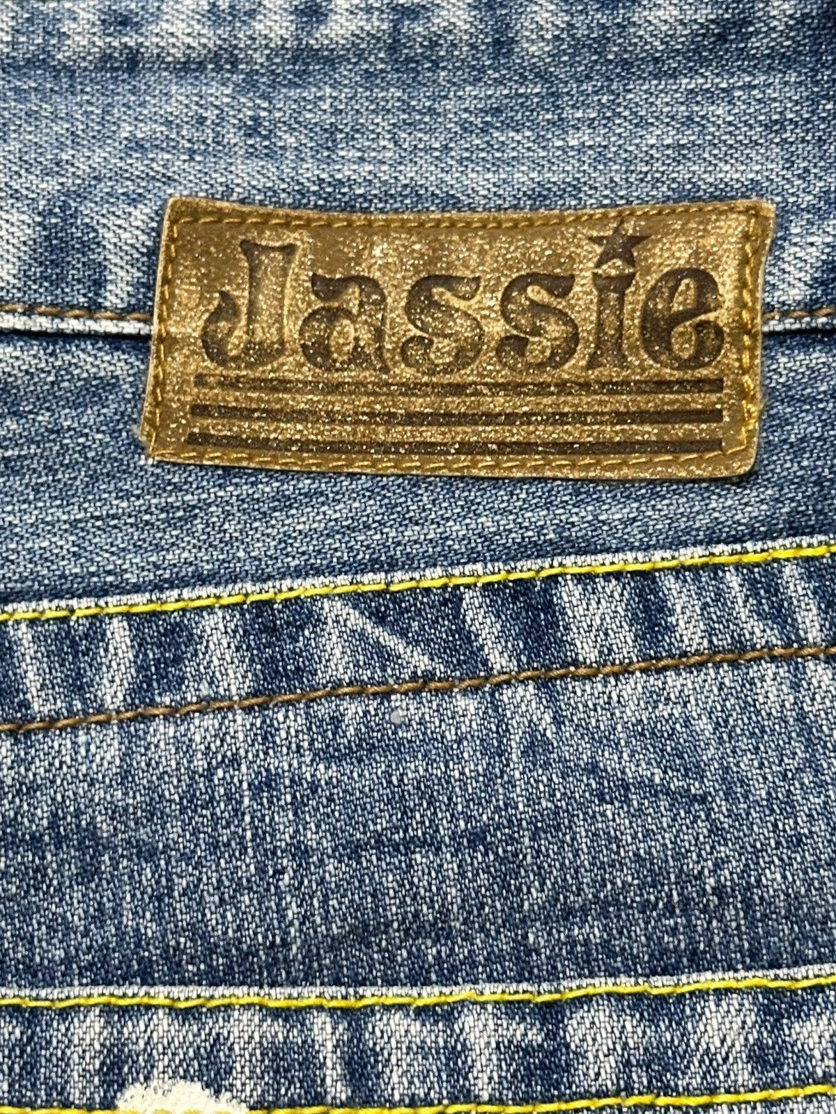 Tornado Mart Vintage Jassie Printed Logo Ripped Distressed Denim Size US 32 / EU 48 - 6 Thumbnail