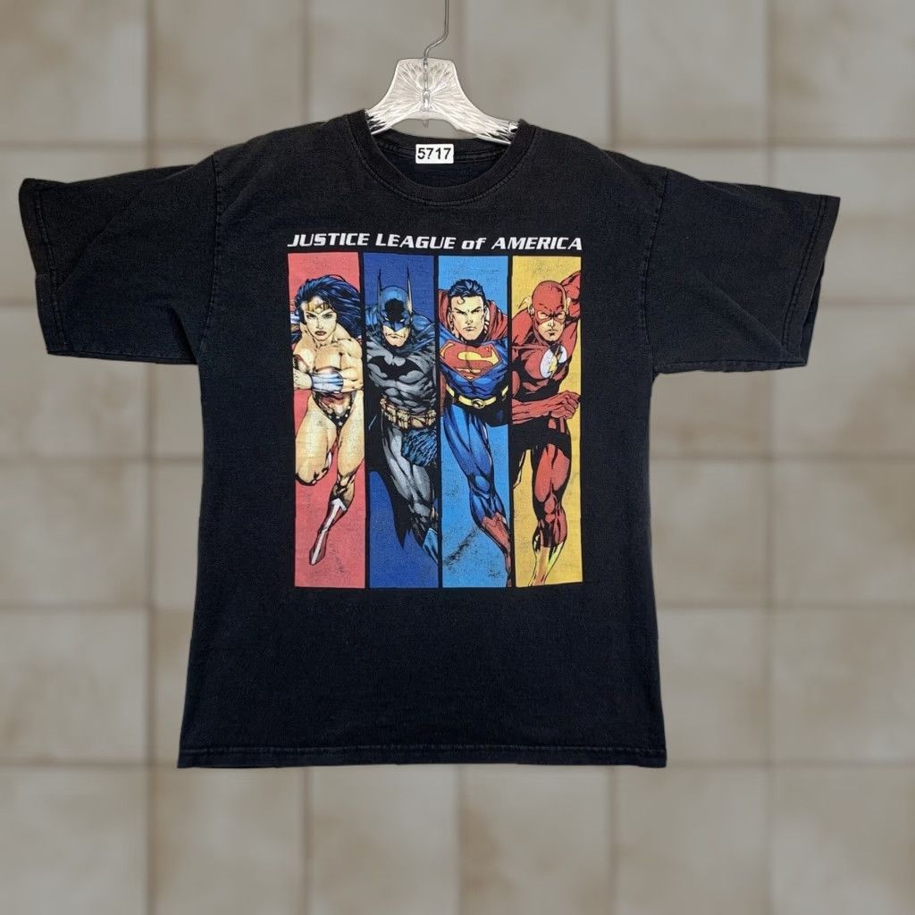 Vintage DC Justice League T-Shirt Adult Small Black Graphic Print Crew Neck Short Sleeve Boxy Fit Size US S / EU 44-46 / 1 - 1 Thumbnail