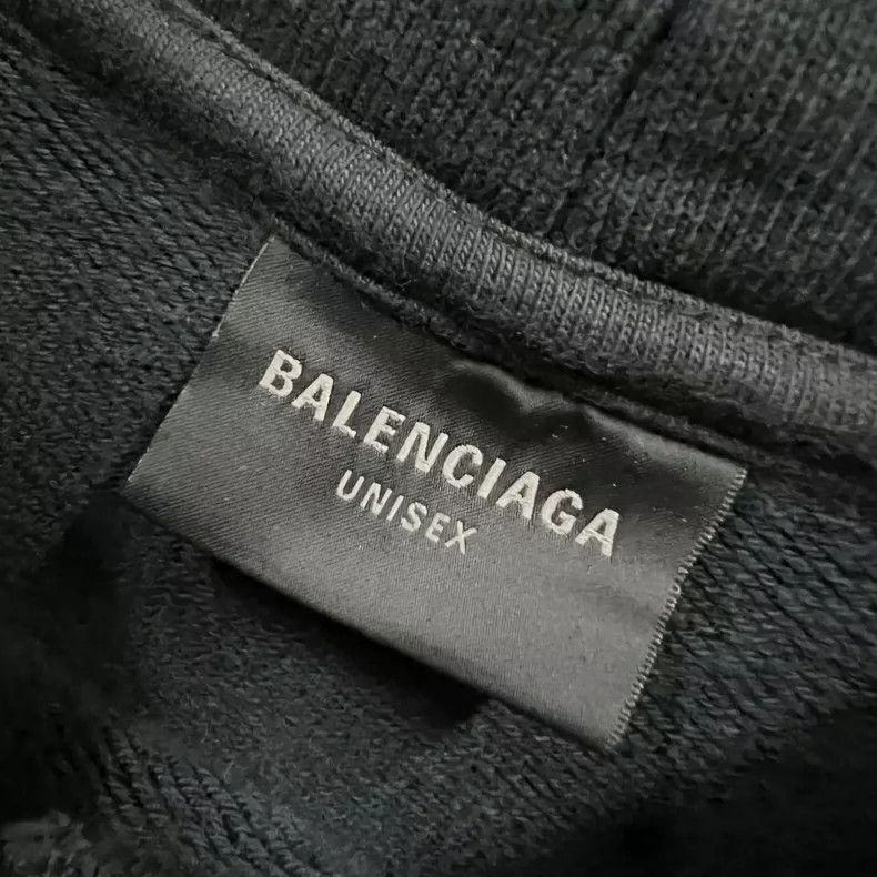 Balenciaga Balenciaga Distressed BB Printed Arm Hoodie Size US M / EU 48-50 / 2 - 3 Thumbnail