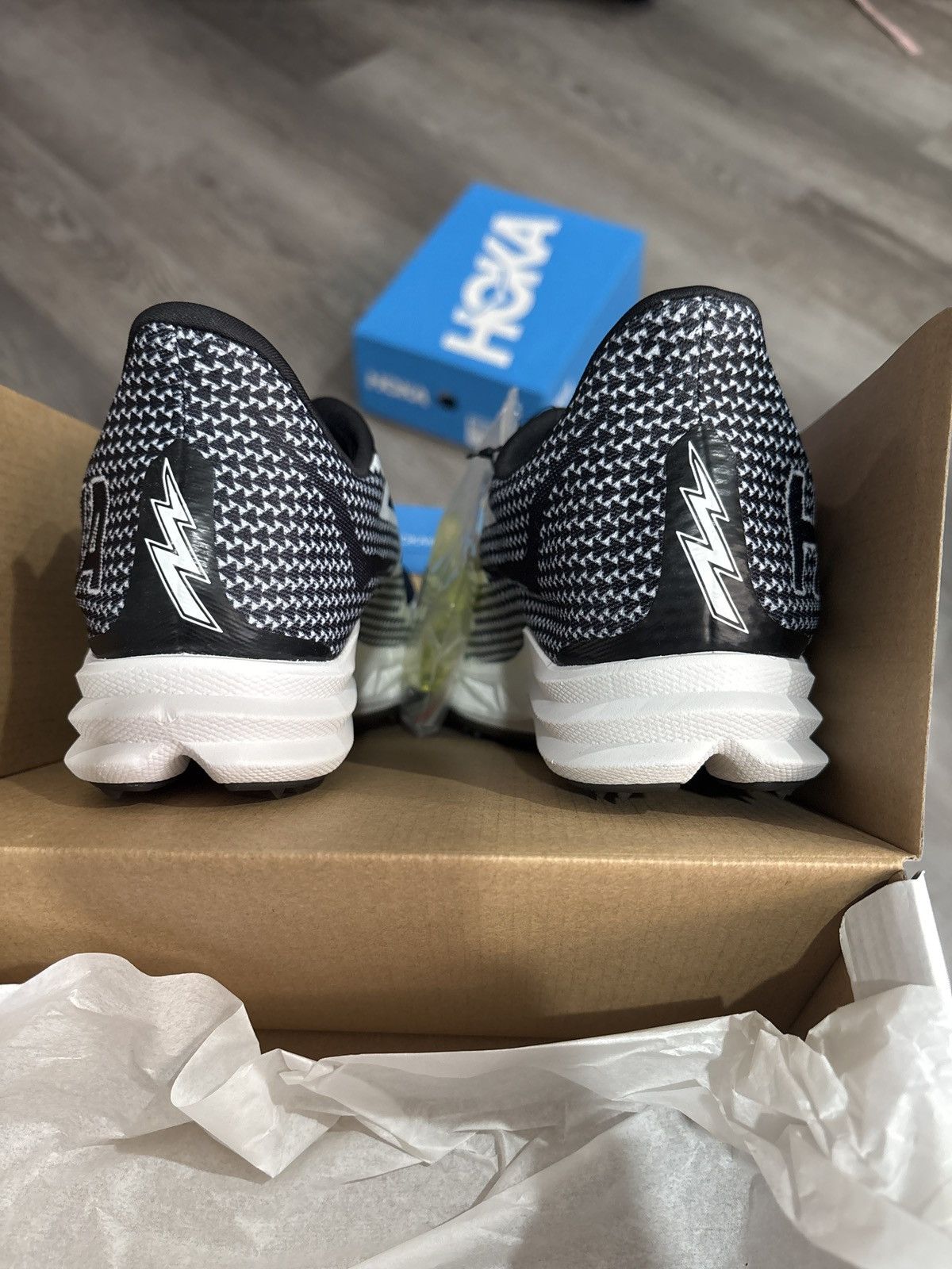 Hoka Hoka track spike (U Crescendo MD) Size US 10 / EU 43 - 3 Thumbnail