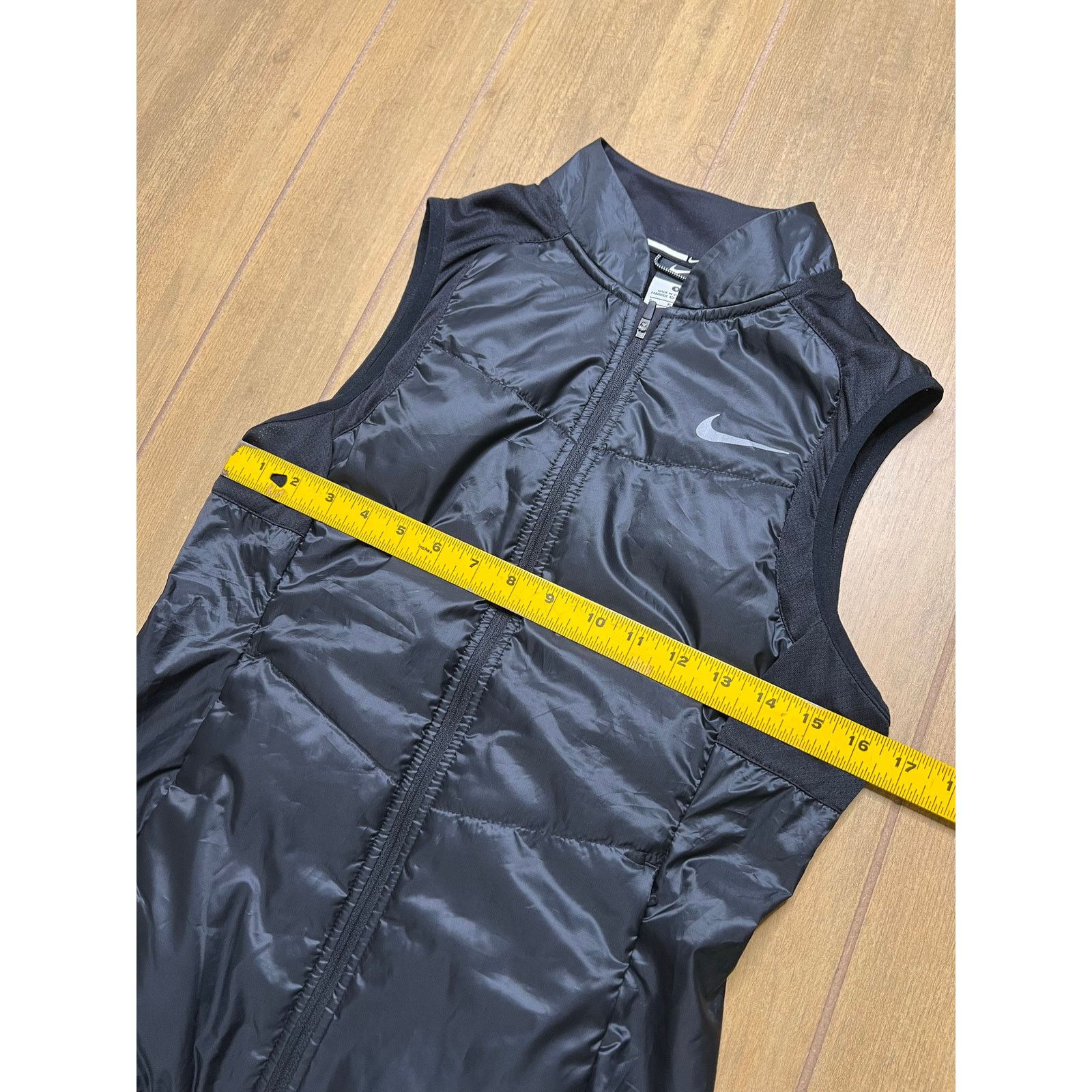 Nike NIKE POLYFILL RUNNING VEST WOMEN'S Sz Small gym workout Size S / US 4 / IT 40 - 5 Thumbnail
