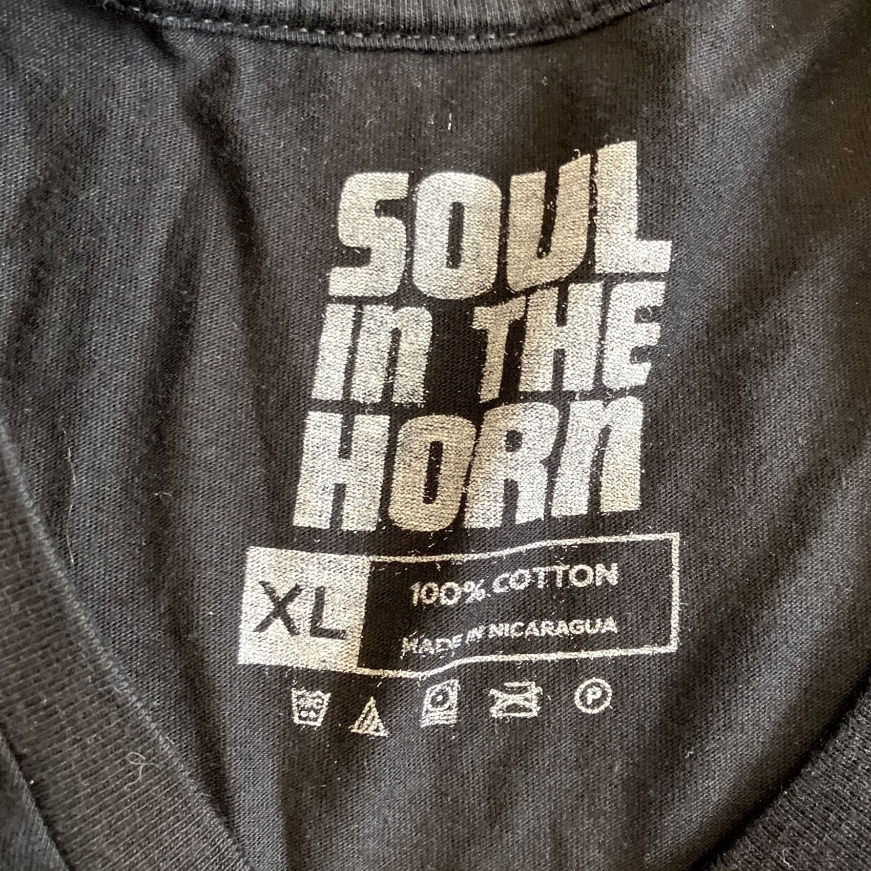 Vintage SOUL IN THE HORN Streetwear Graphic T Shirt Soul Train Black XL Men Size US XL / EU 56 / 4 - 3 Thumbnail