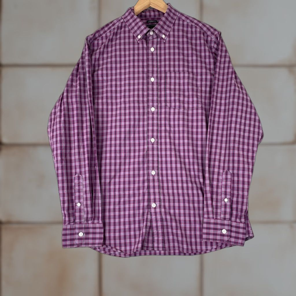 Gap Gap Shirt Mens M Purple Plaid Button-Down Size US M / EU 48-50 / 2 - 1 Thumbnail