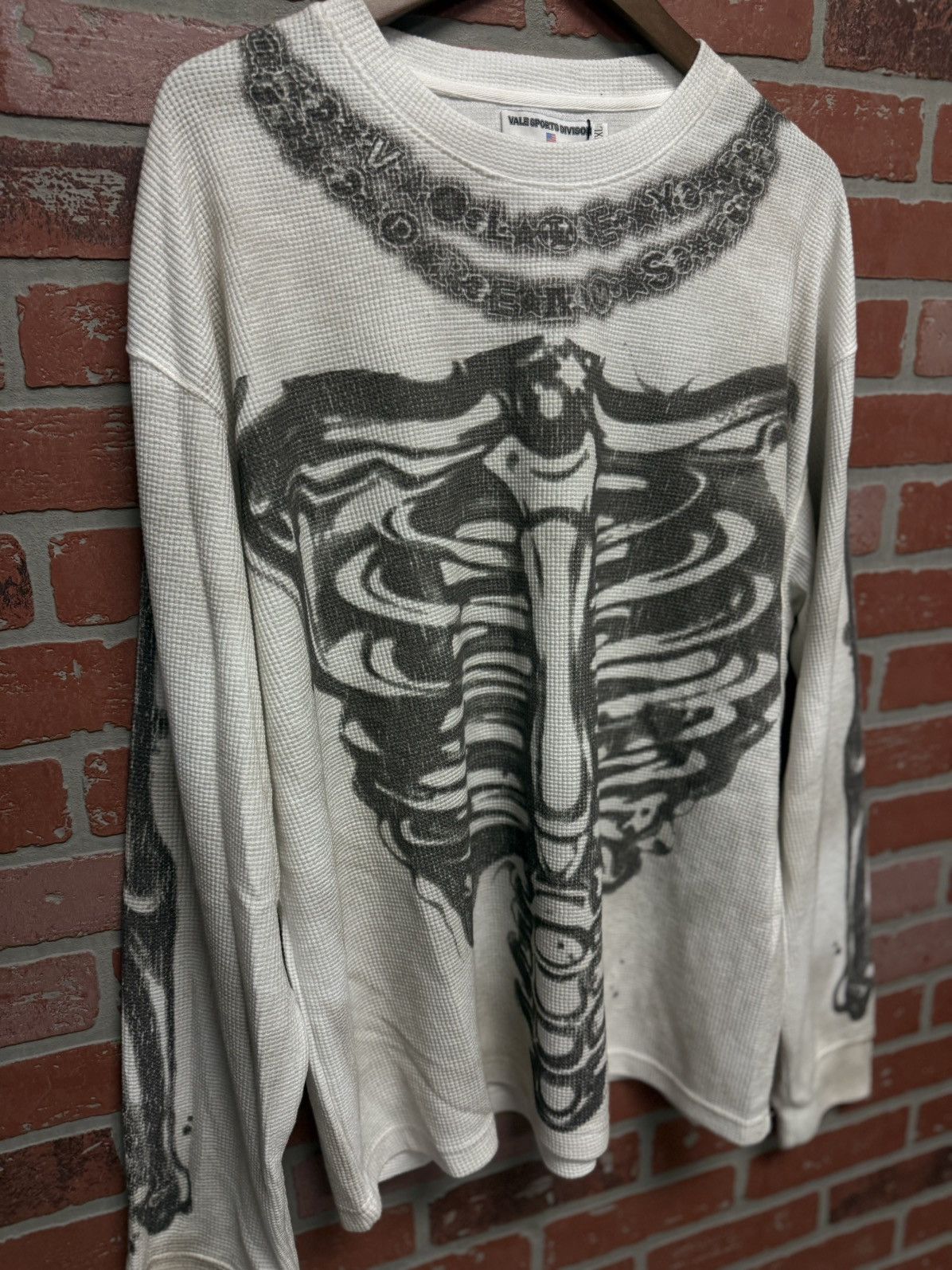 Vale Valley Long Sleeve Bone Tee Shirt Size XXL (New) Size US XXL / EU 58 / 5 - 4 Thumbnail