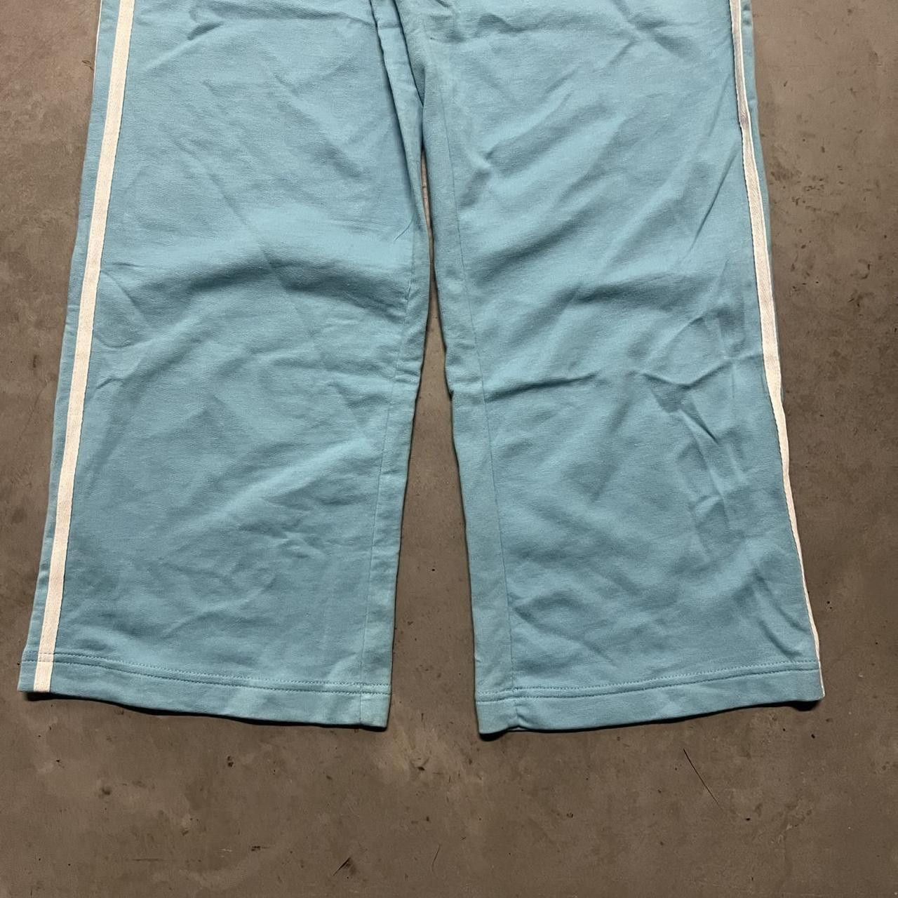 Vintage Vintage Y2K/2000s Super Baggy Baby Blue Striped Sweatpants With Adjustable waistbands with drawstring! Size US 34 / EU 50 - 4 Thumbnail
