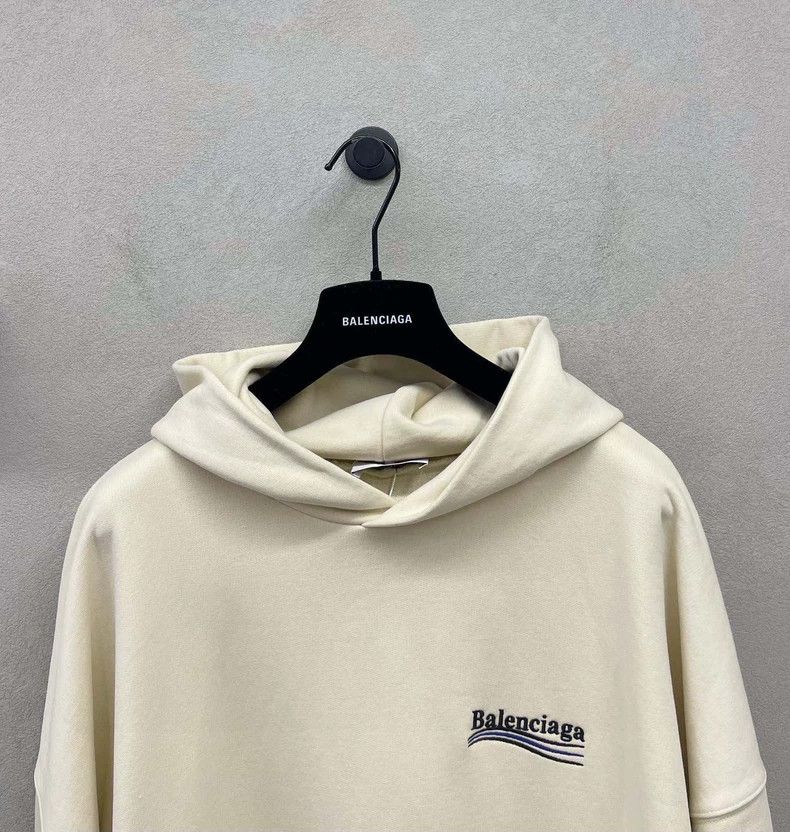 Balenciaga Balenciaga Beige Coke Sweatshirt Size US XS / EU 42 / 0 - 4 Thumbnail