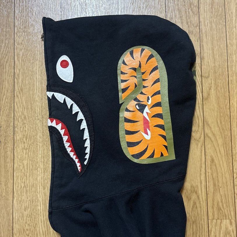 Bape bape bathing ape 1st camo green black shark full zip hoodie Size US XL / EU 56 / 4 - 4 Thumbnail