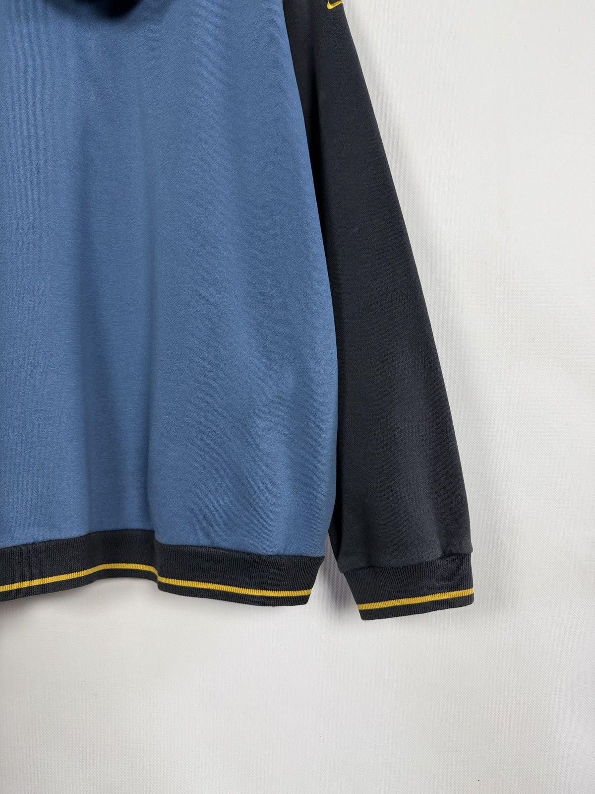 Nike Vintage Nike Full Zip Hoodie Big Embroidered Logo Rare XL Size US XL / EU 56 / 4 - 16 Thumbnail