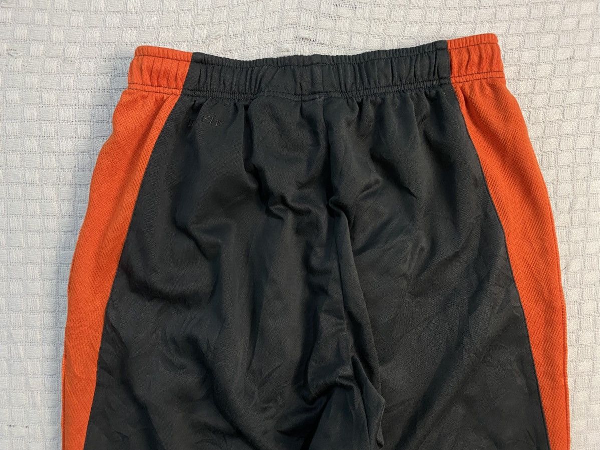 Nike × atmos VINTAGE NIKE 90S BAGGY NYLON WIDE LEG SWOOSH TRACK PANTS Y2K Size US 32 / EU 48 - 10 Thumbnail