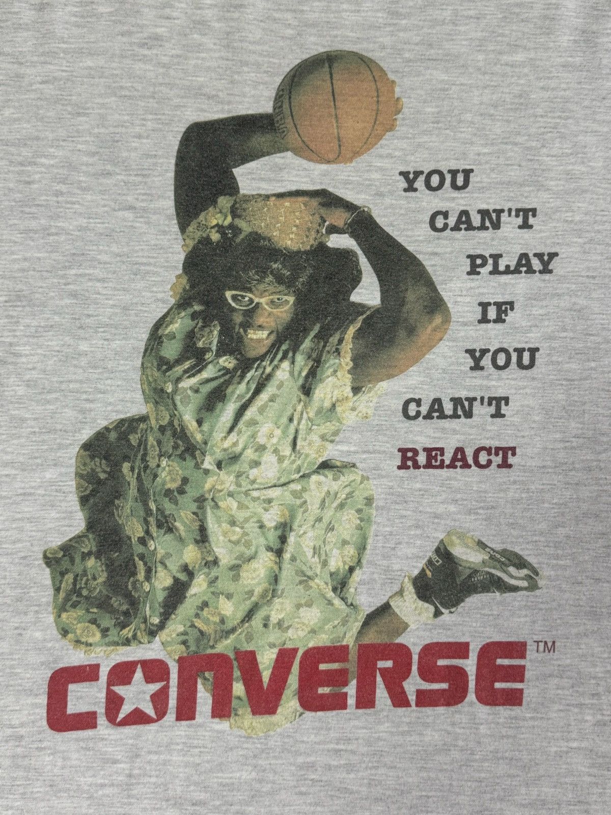Converse Vintage NBA Larry Johnson Grandmama Converse T Shirt Rare Size US L / EU 52-54 / 3 - 3 Thumbnail