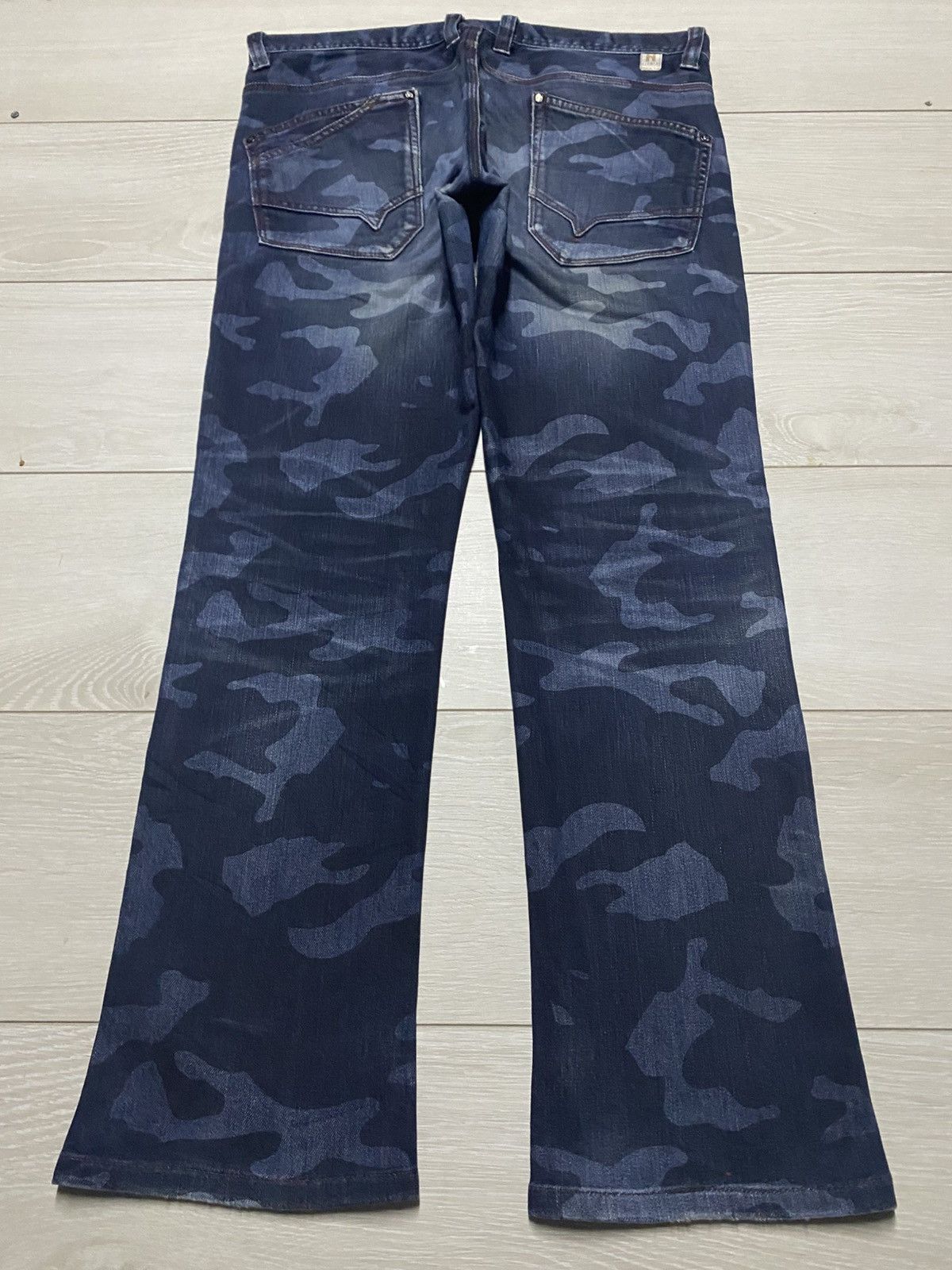 HIDEAWAYS Vintage Hideway Nicole Blue Camo Straight Slim Jeans Size US 35 - 2 Thumbnail