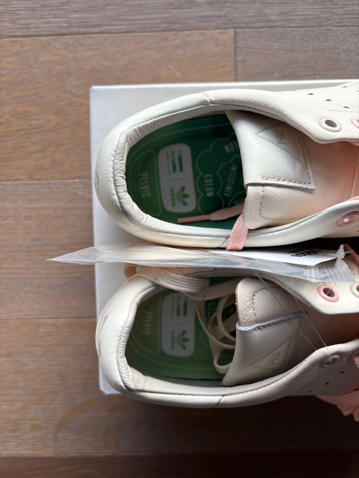 Adidas × Pharrell Pharrell Williams x adidas Stan Smith Cream Men's Size US 9 / EU 42 - 6 Thumbnail