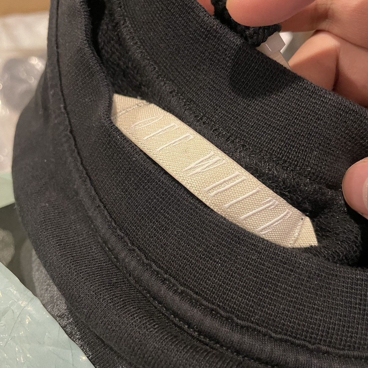 Off-White Off-White black caravaggio crewneck sweatershirt Size US XS / EU 42 / 0 - 11 Thumbnail