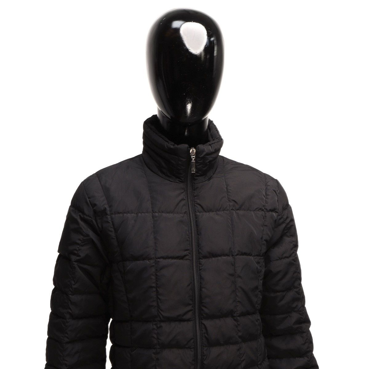 Moncler Women’s Moncler Long Down Coat Quilted Jacket Black Size: 0 Size XS / US 0-2 / IT 36-38 - 4 Thumbnail