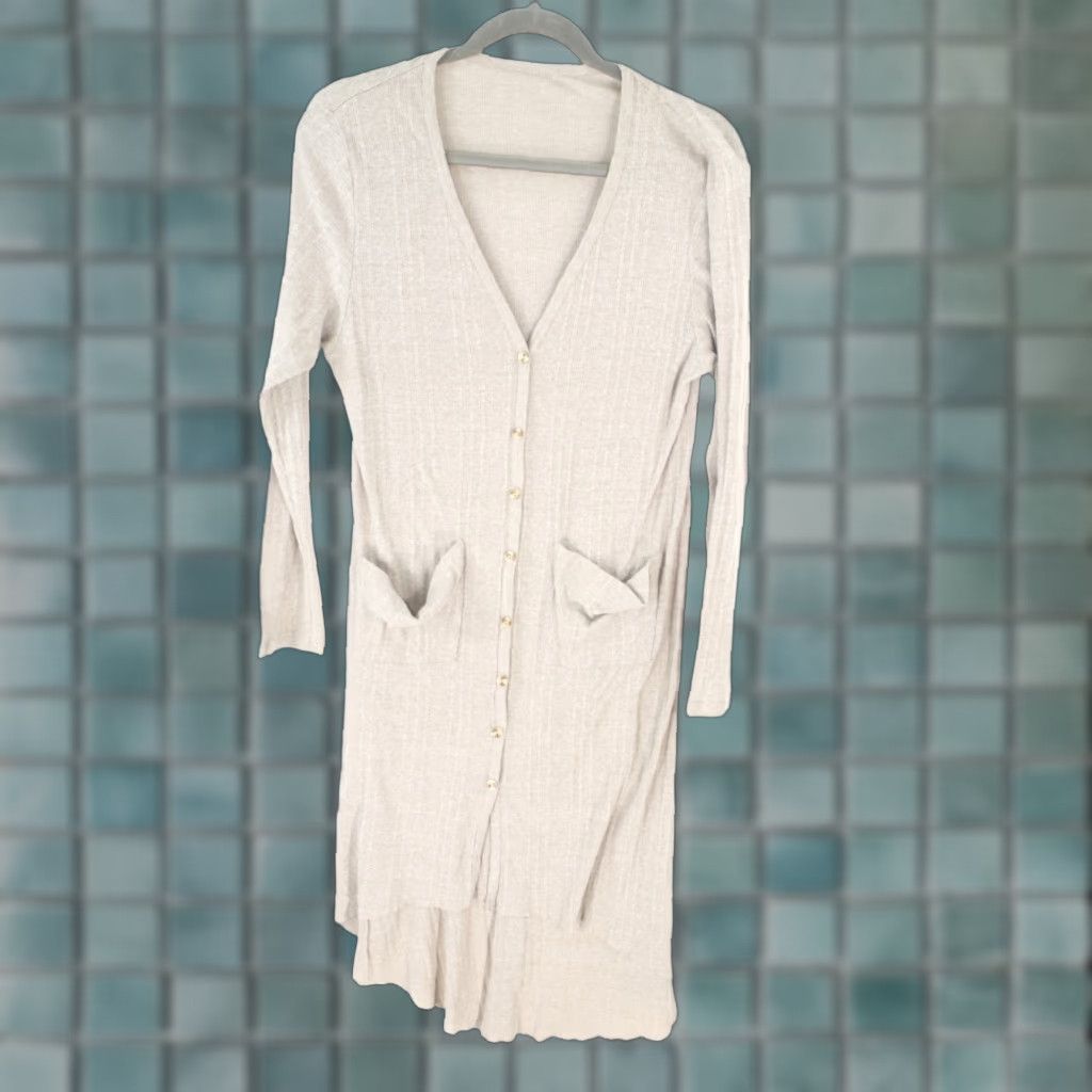 Essentials Womens Essentials Cardigan Sweater Long Button Front V-Neck Beige M NWOT Size XXL / US 16-18 / IT 52-54 - 1 Thumbnail