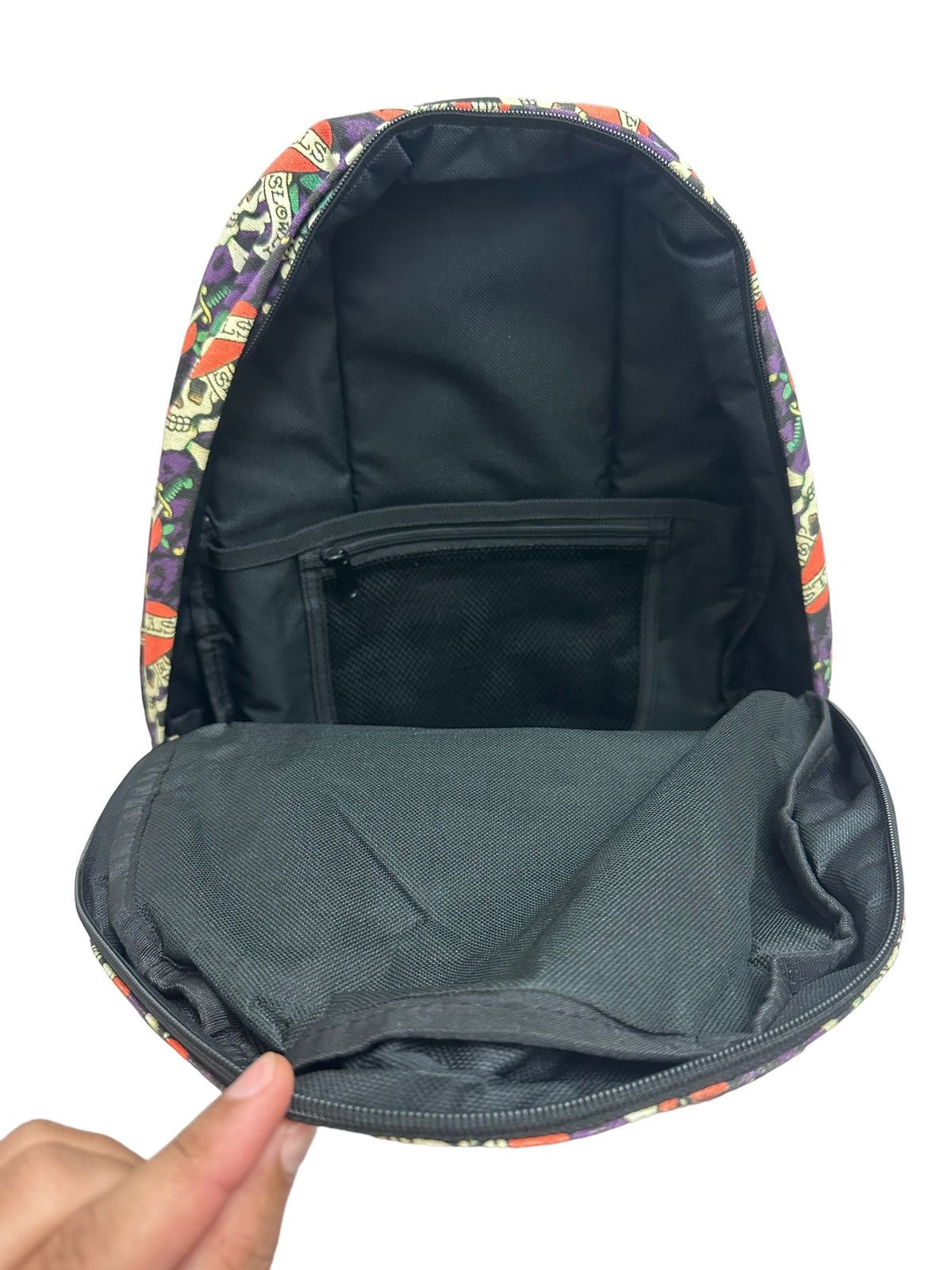 Ed Hardy RARE ‼️ Ed Hardy "Love Kills Slowly" OVP Backpack Size ONE SIZE - 9 Thumbnail