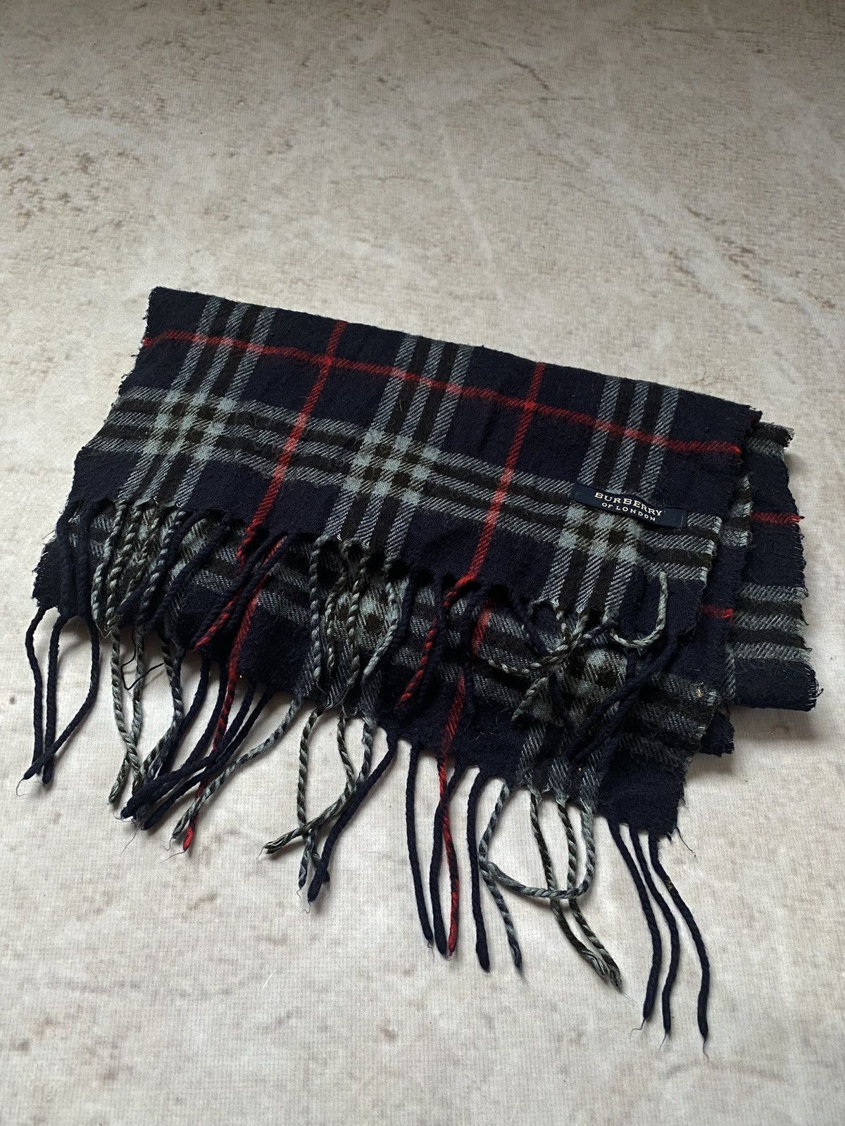 Burberry × Burberry Prorsum Vintage Burberry Dark Blue Checkered Scarf Size ONE SIZE - 1 Thumbnail