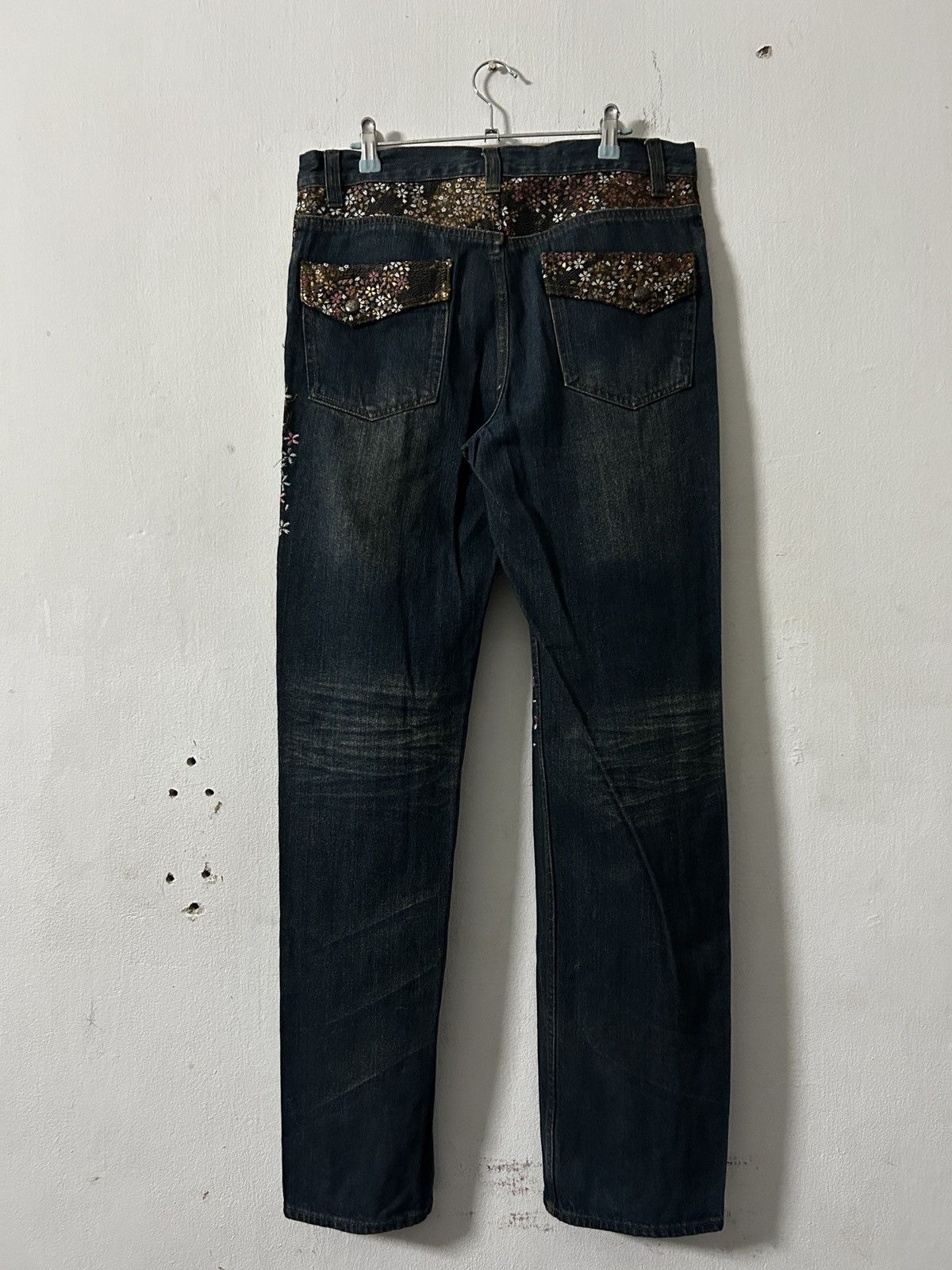 Japanese Brand Japanese Brand Floral Embroidery Jeans Size US 33 - 1 Thumbnail
