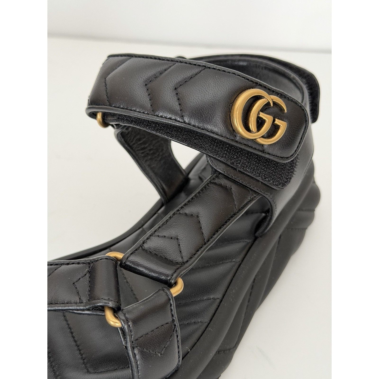 Gucci Gucci GG Quilted Open Toe Black Leather Sandals 10 US 776936 Size US 10 / IT 40 - 11 Thumbnail