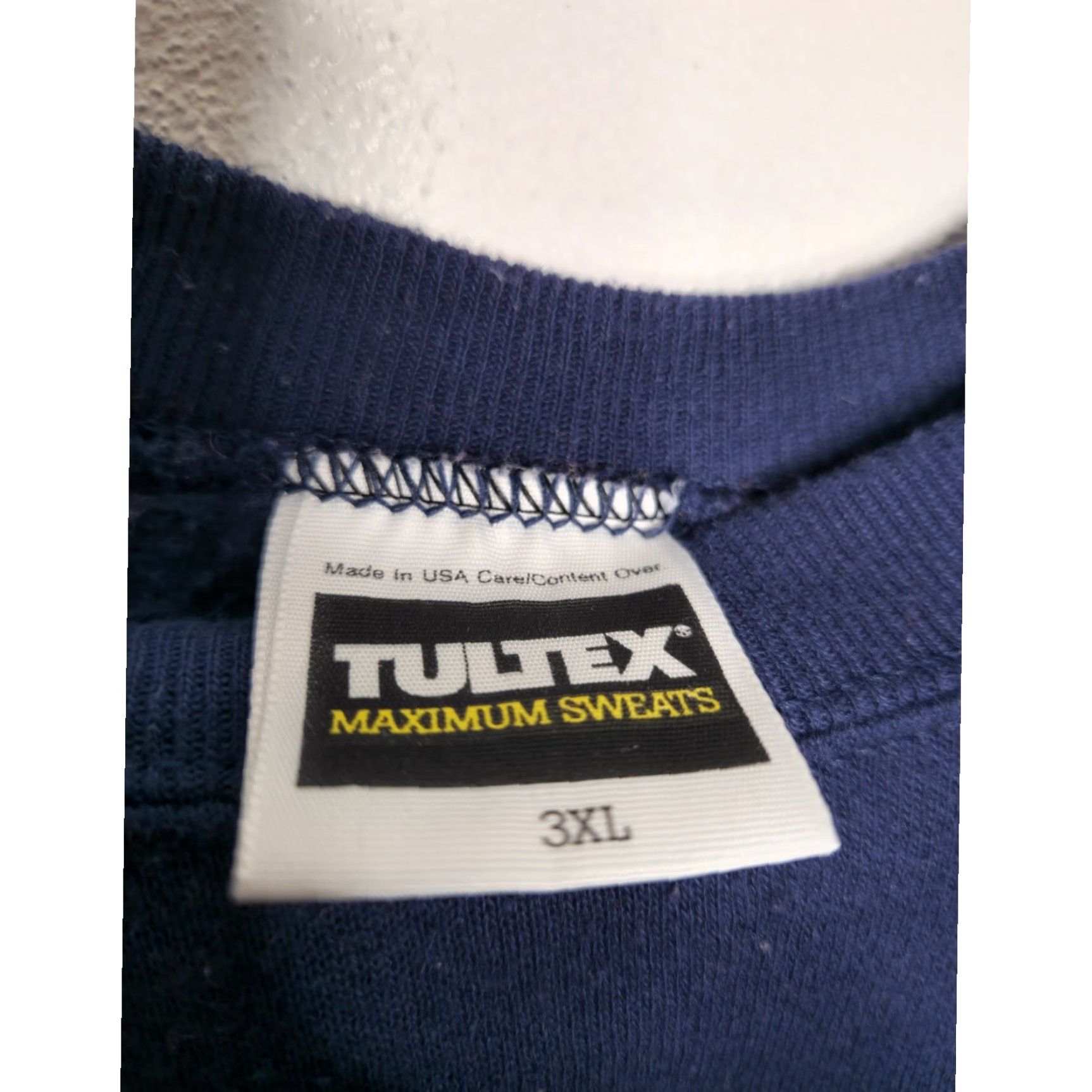 Tultex VINTAGE Tultex Sweatshirt Raglan Crewneck Blue 3XL Men Pullover Wisconsin 90s UW Platteville Size US XXL / EU 58 / 5 - 4 Thumbnail